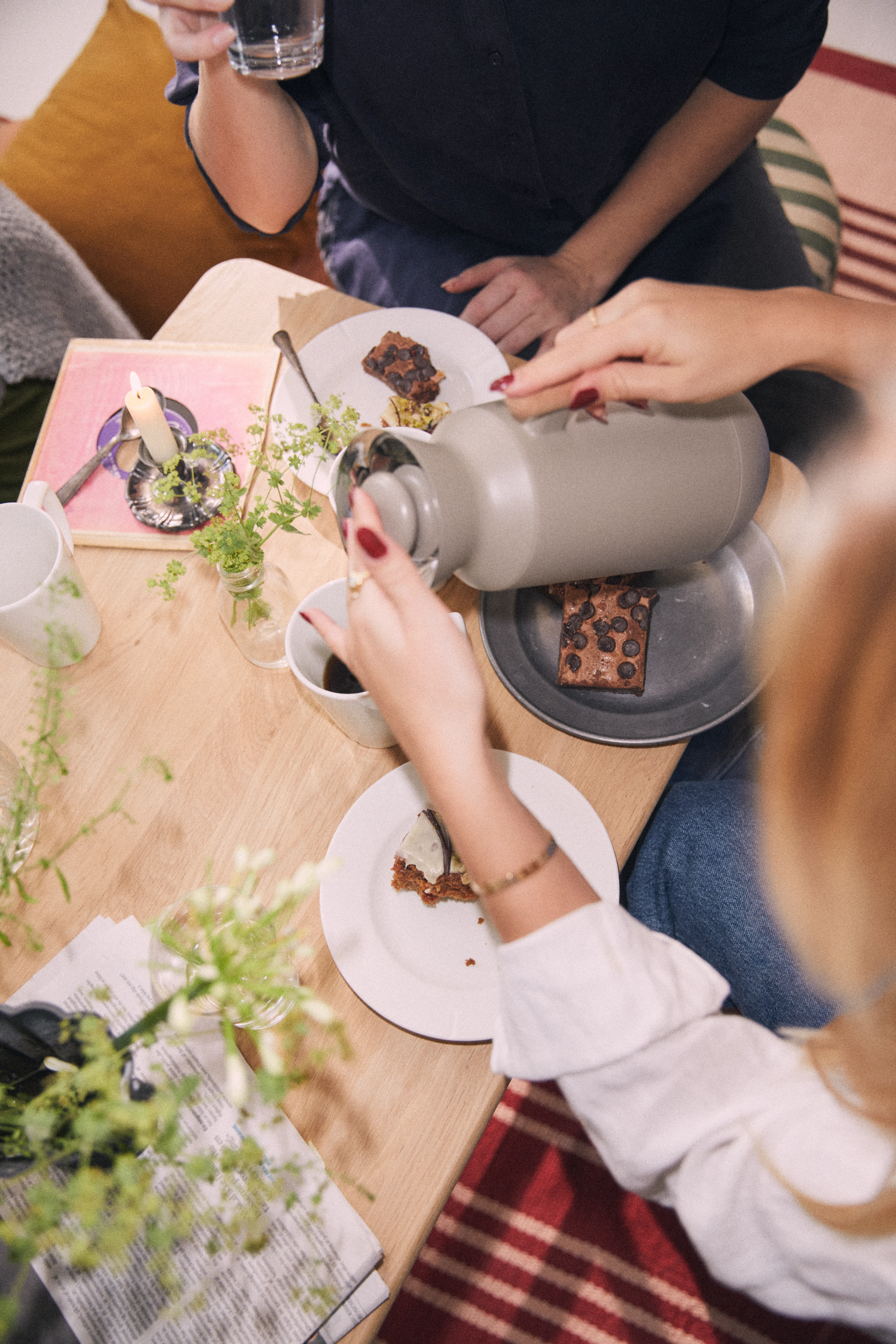 DayBreak thermos jug tall 1,0 l from Rosendahl in Sand color, made of Plastic