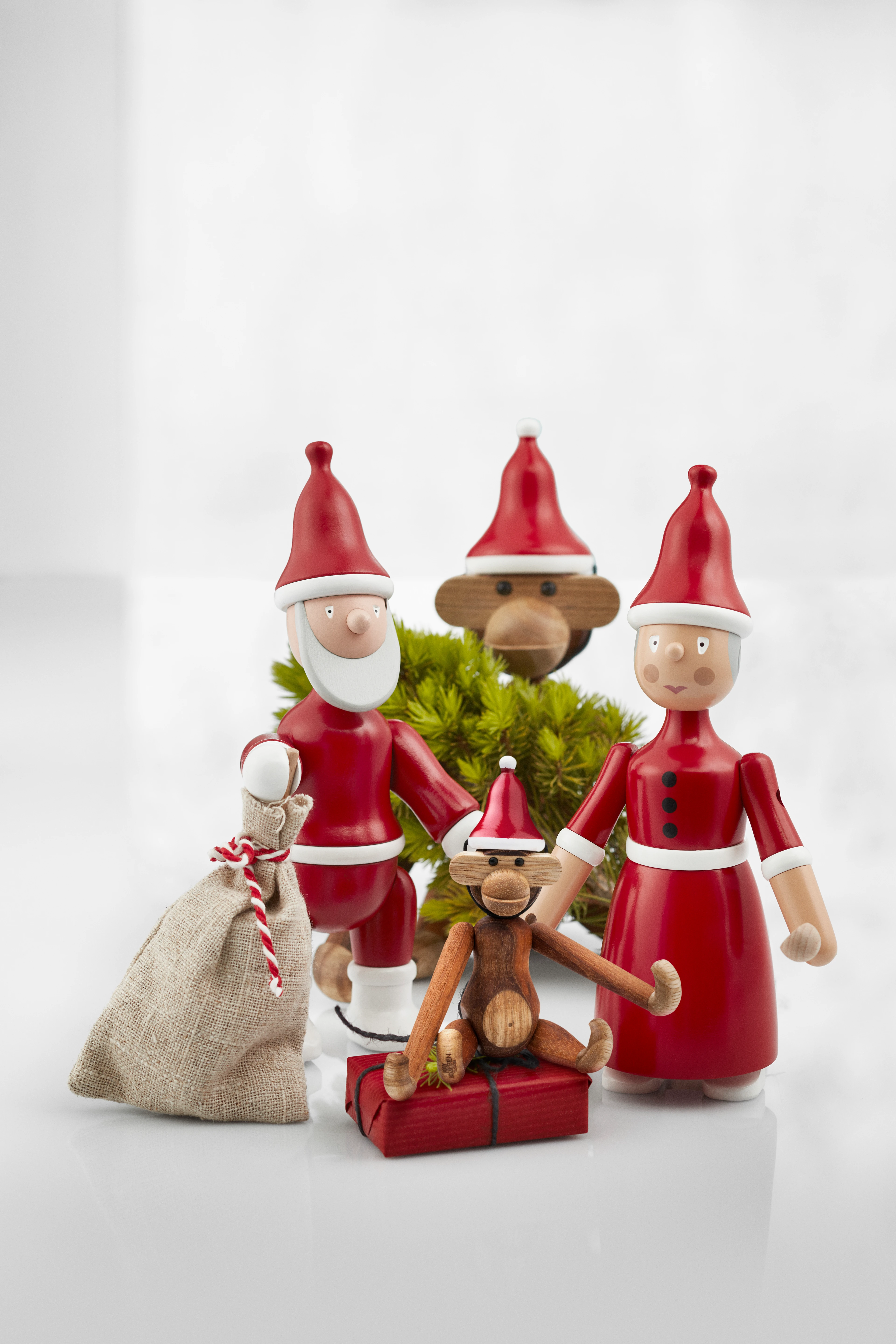 Santa Clara / Mrs Santa H19.5 cm from Kay Bojesen in Red/White color, made of Wood