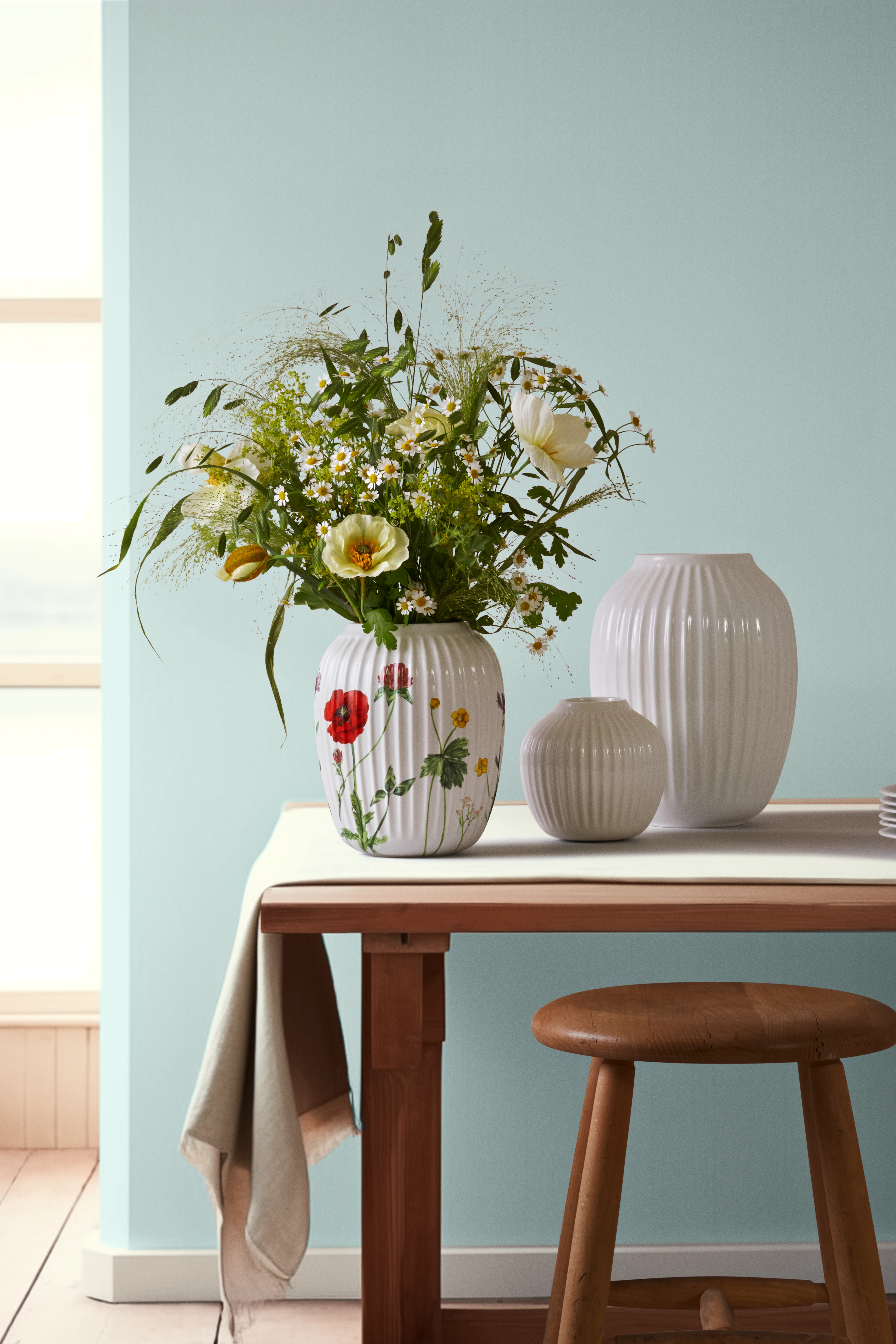 Vase H21 cm from Kähler  in Wild flowers color, made of Ceramics