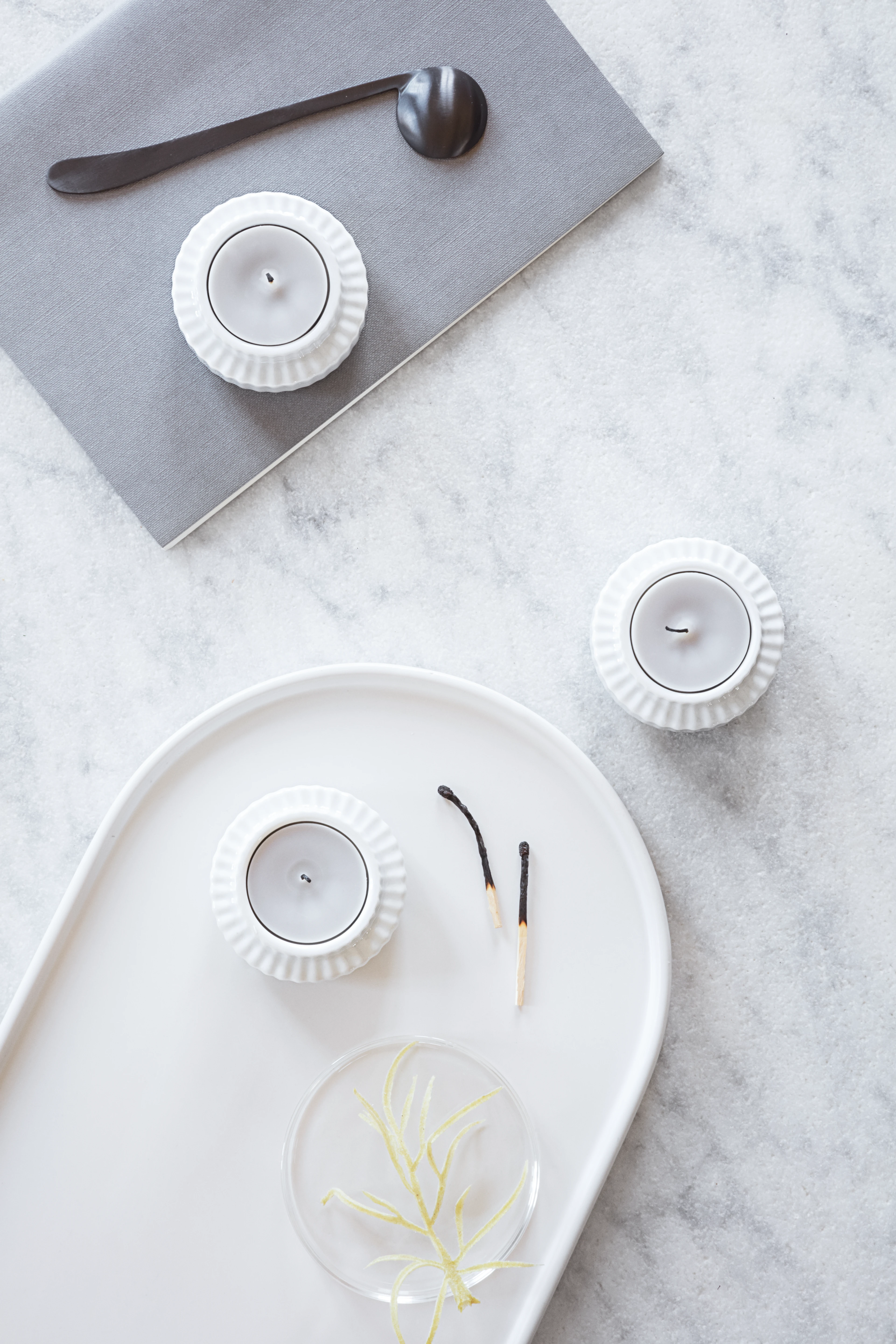 Fyrfadsstage Ø6.5 cm 2 stk. fra Lyngby Porcelæn i farven Hvid, lavet af Keramik