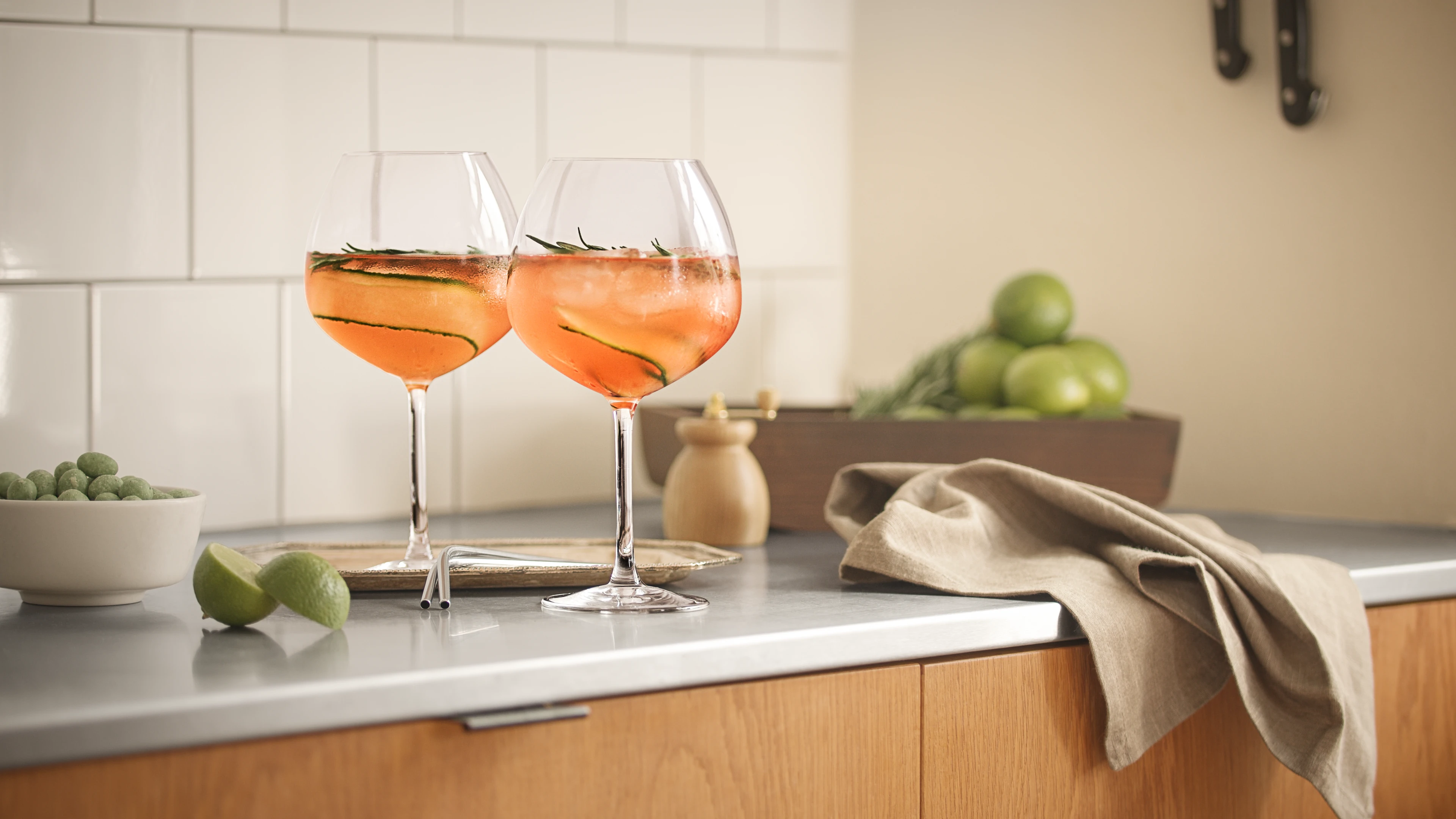 Rödvinsglas 93 cl 2 st. från Rosendahl i färgen Klar, tillverkad av Glas