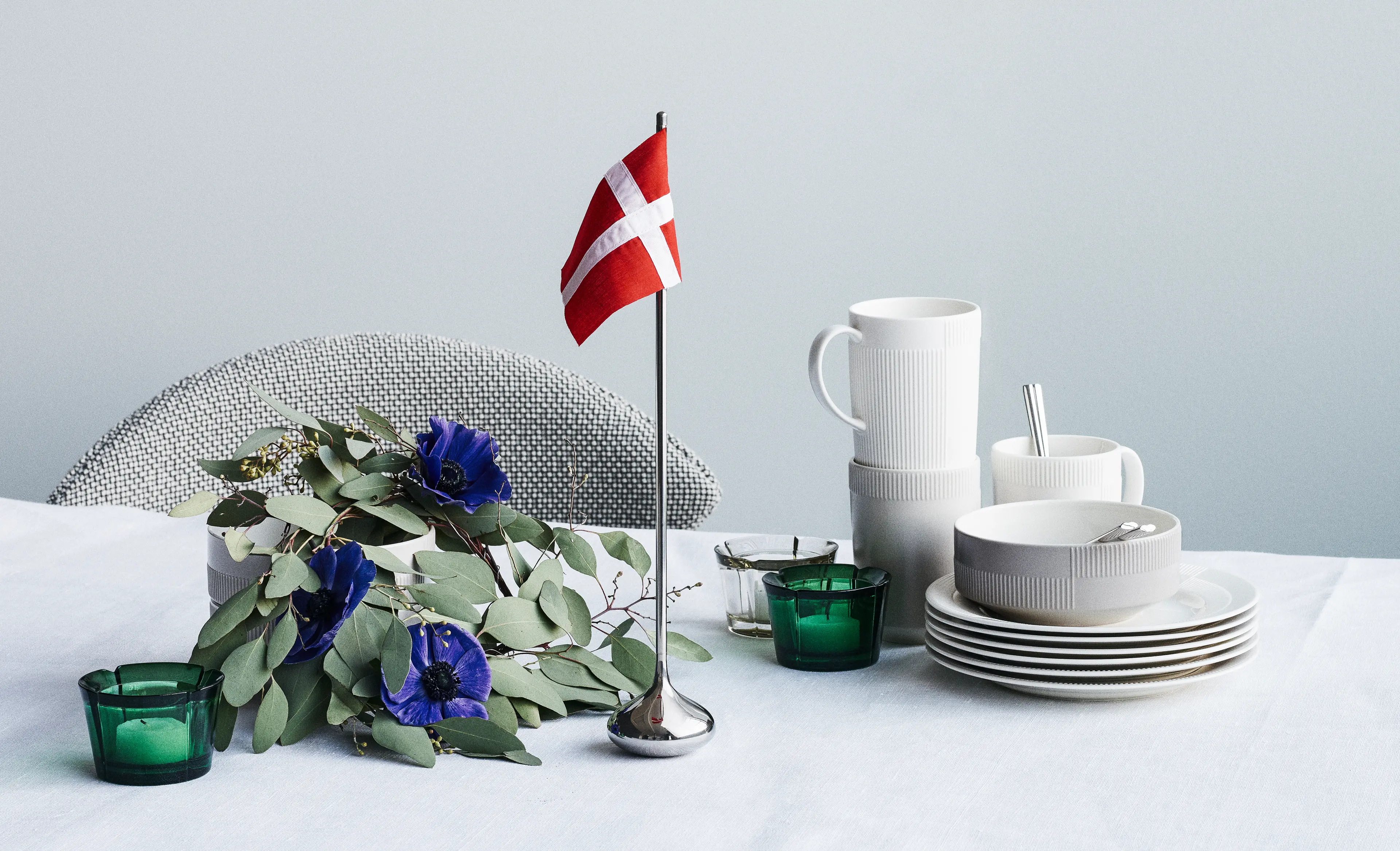 Bordsflagga från Rosendahl. Ram från Rosendahl Gran Cru och värmeljushållare i grönt glas