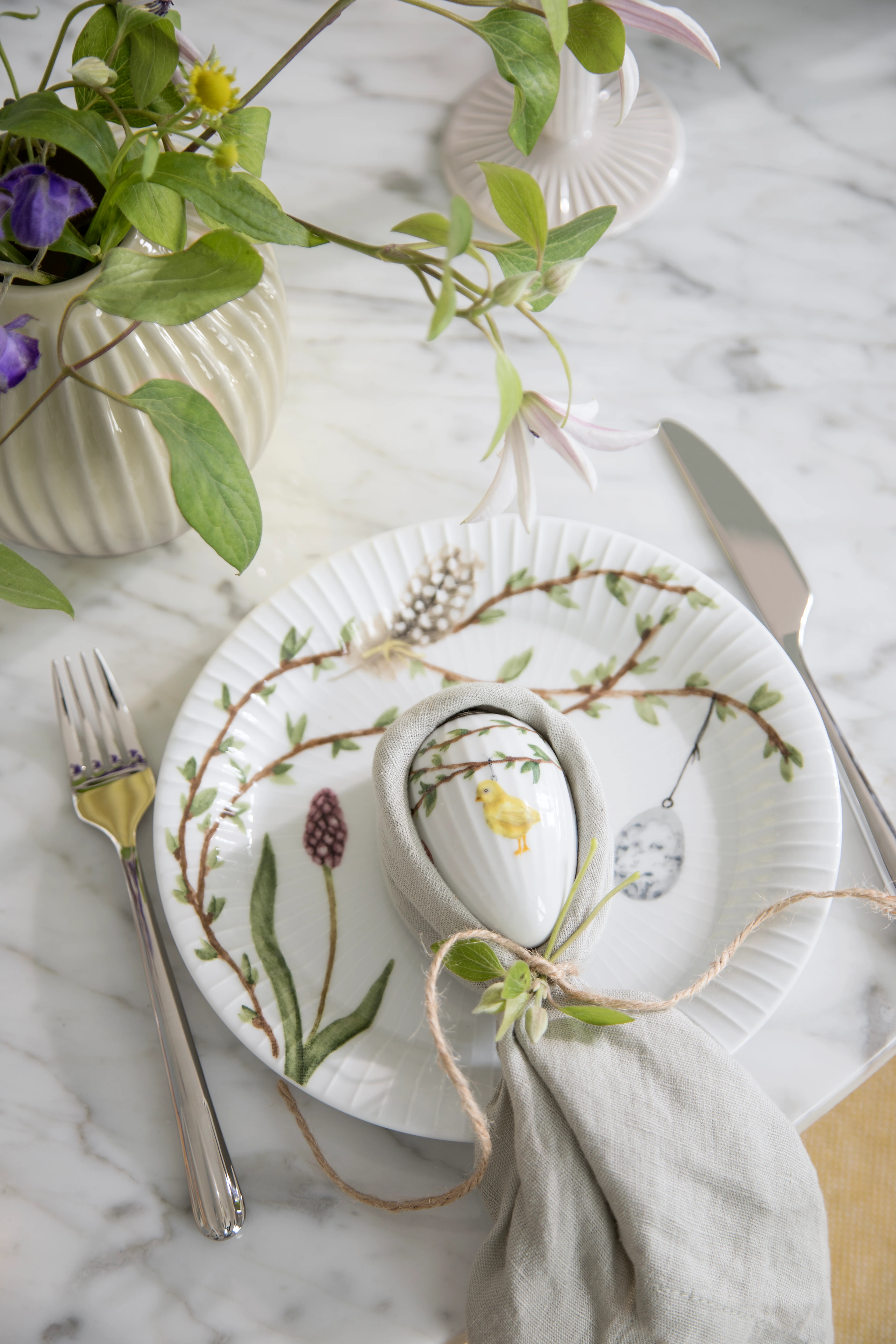 Påskeophæng og tallerken fra Kähler Hammershøi Spring