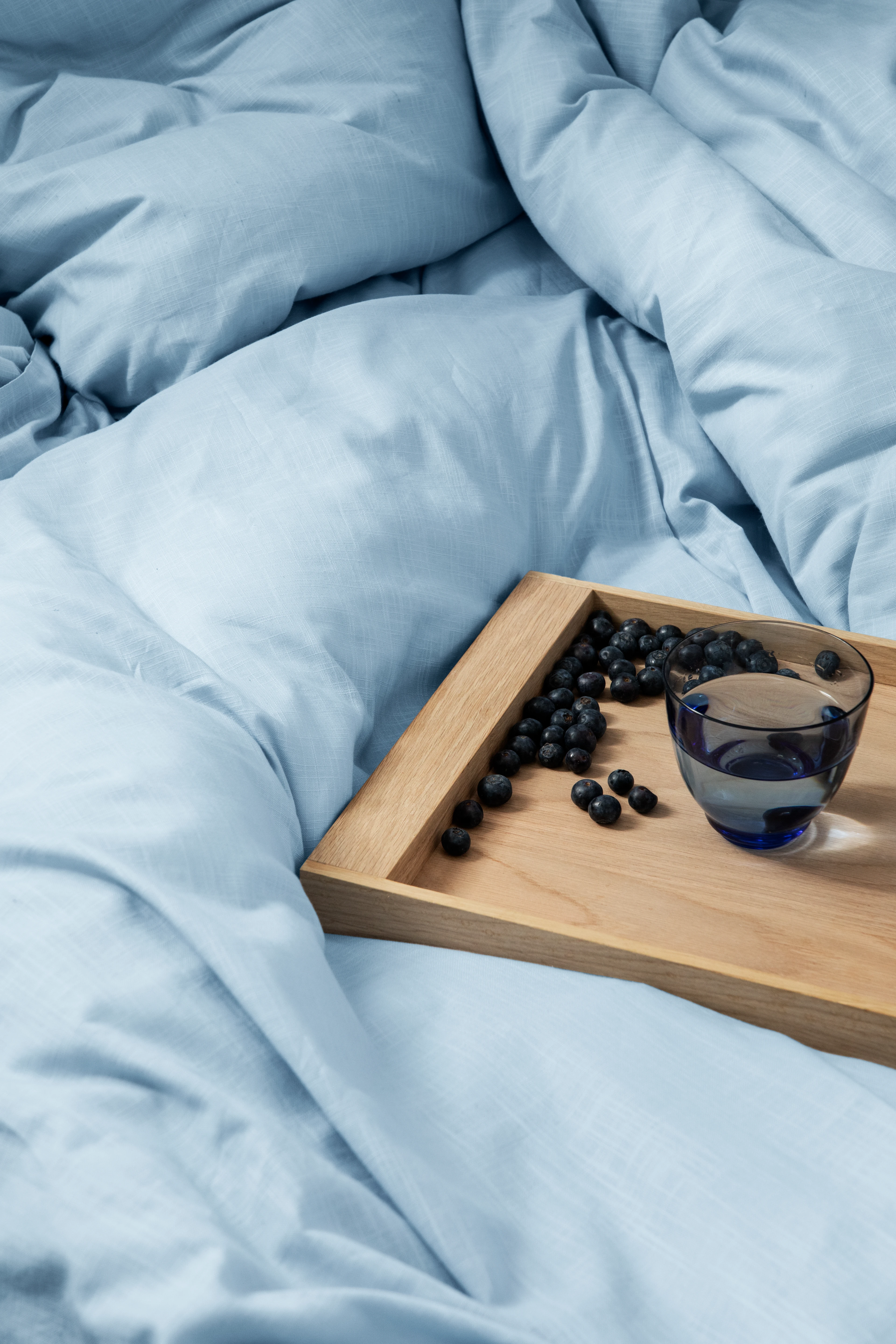 Blue bedding, Monochrome, JUNA