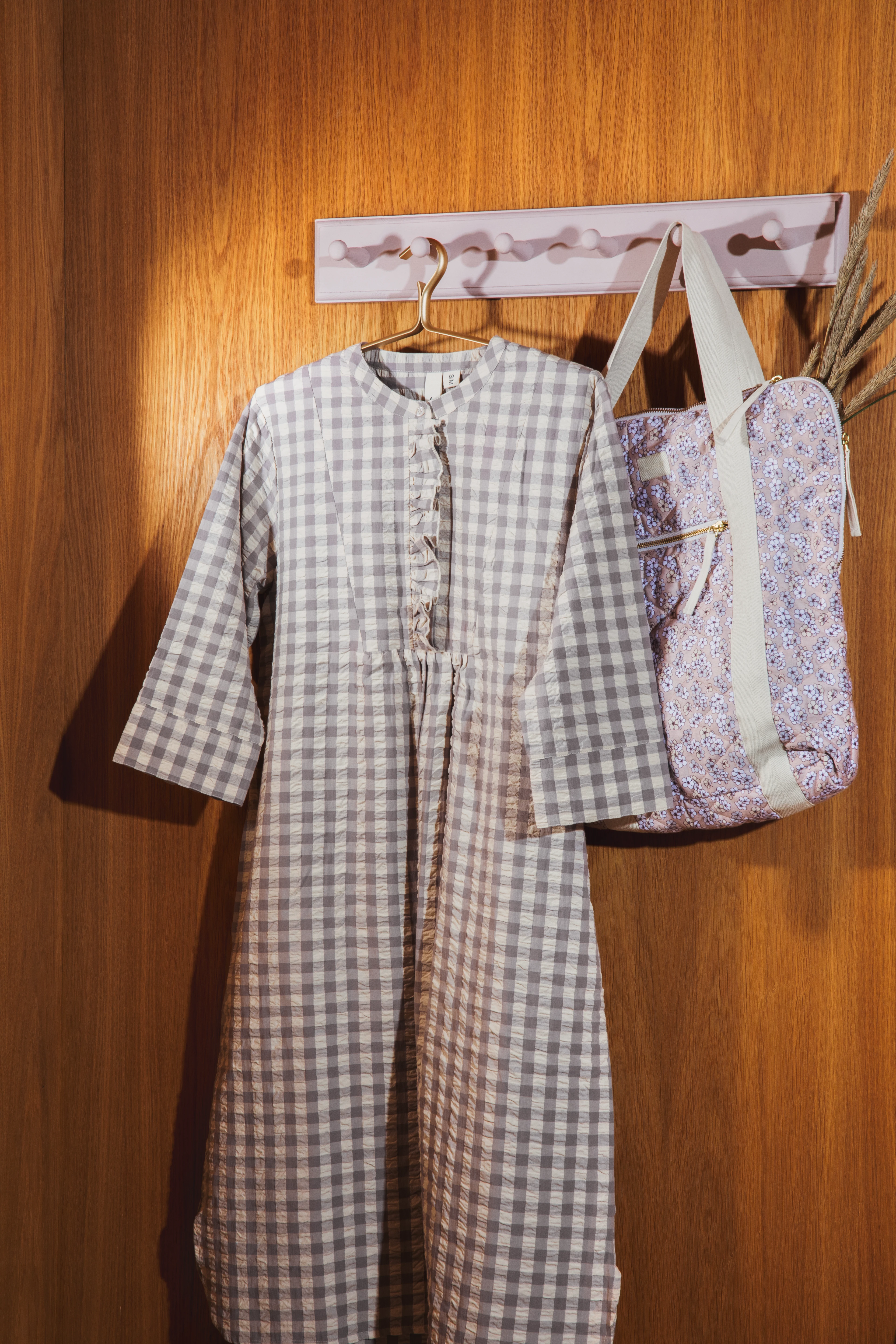 Sonja dress XS fra JUNA i farven Grå/Birk, lavet af Bomuld