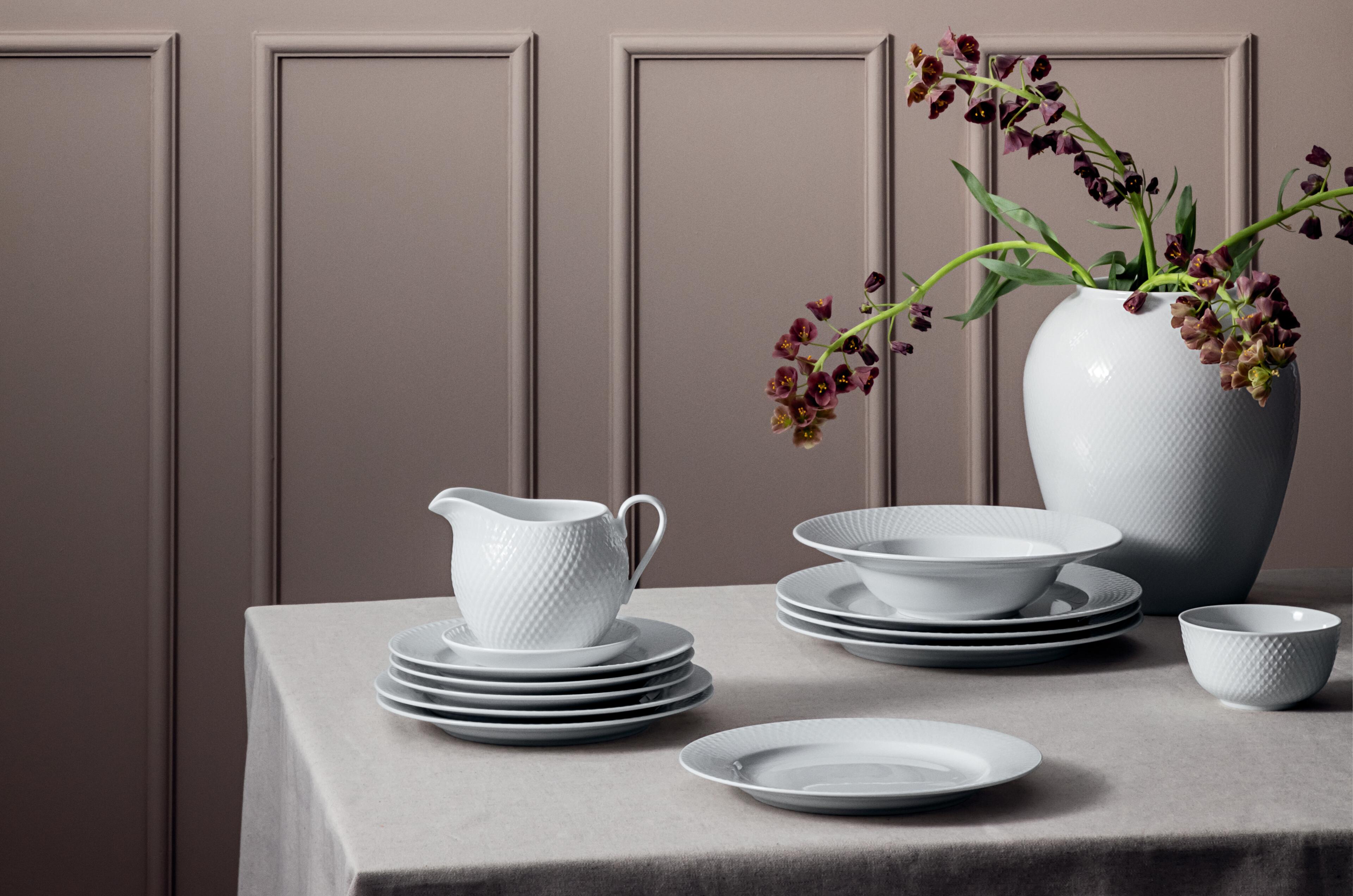 Rhombe service from Lyngby Porcelæn on a table