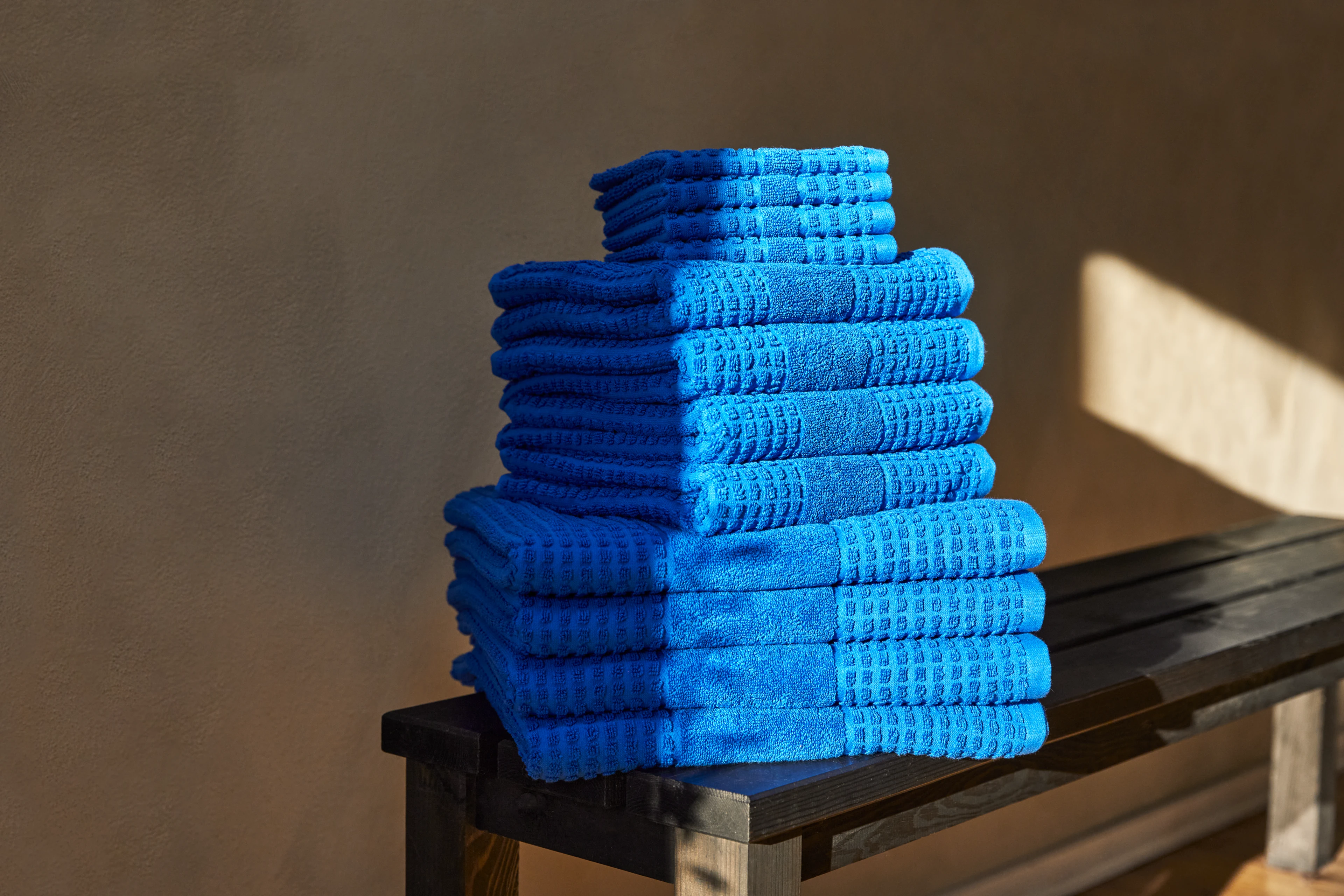 Towel 70x140 cm from JUNA in Blue color, made of Cotton