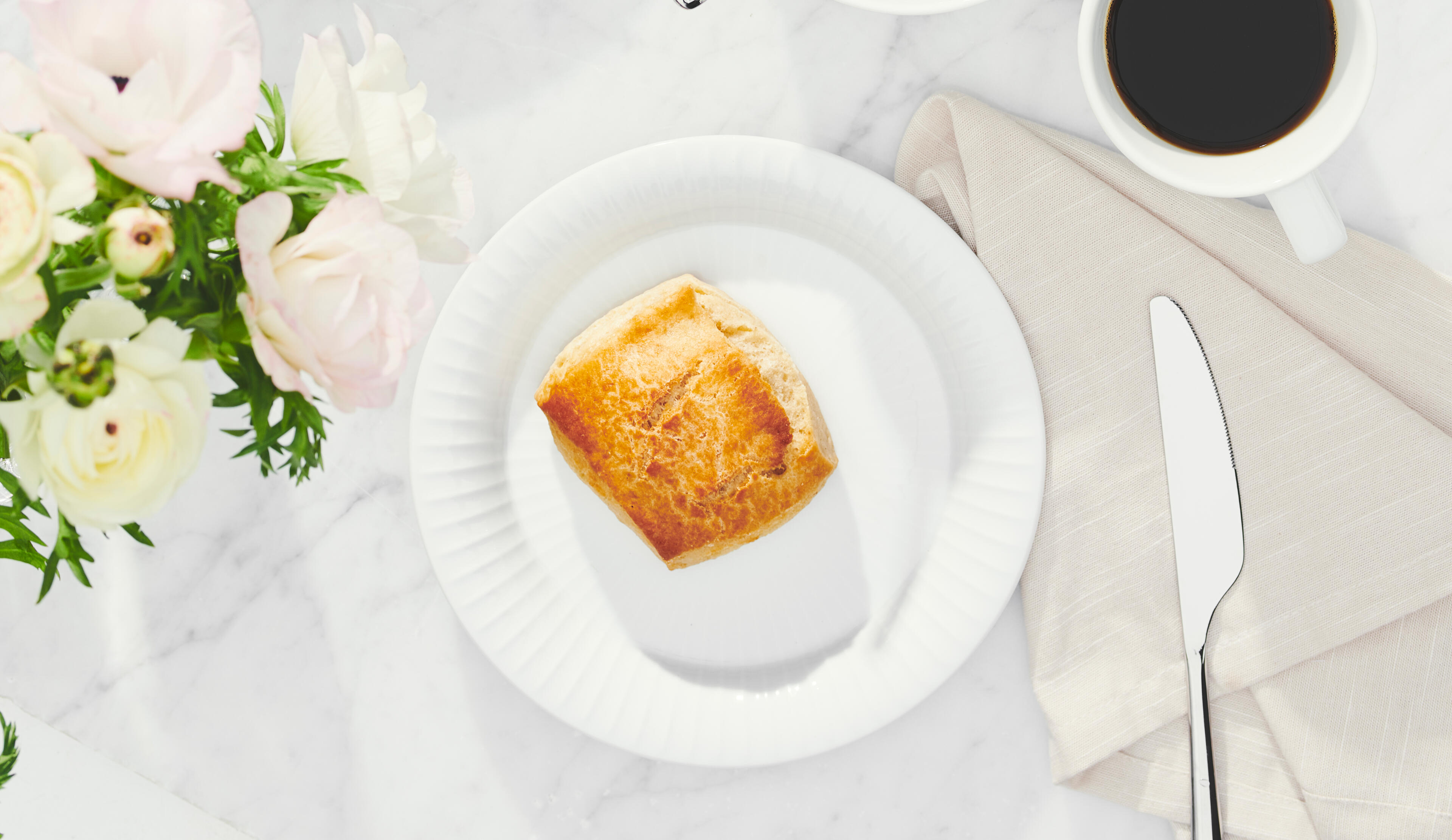 Dessert plates from Kähler Hammershøi in white fluted porcelain