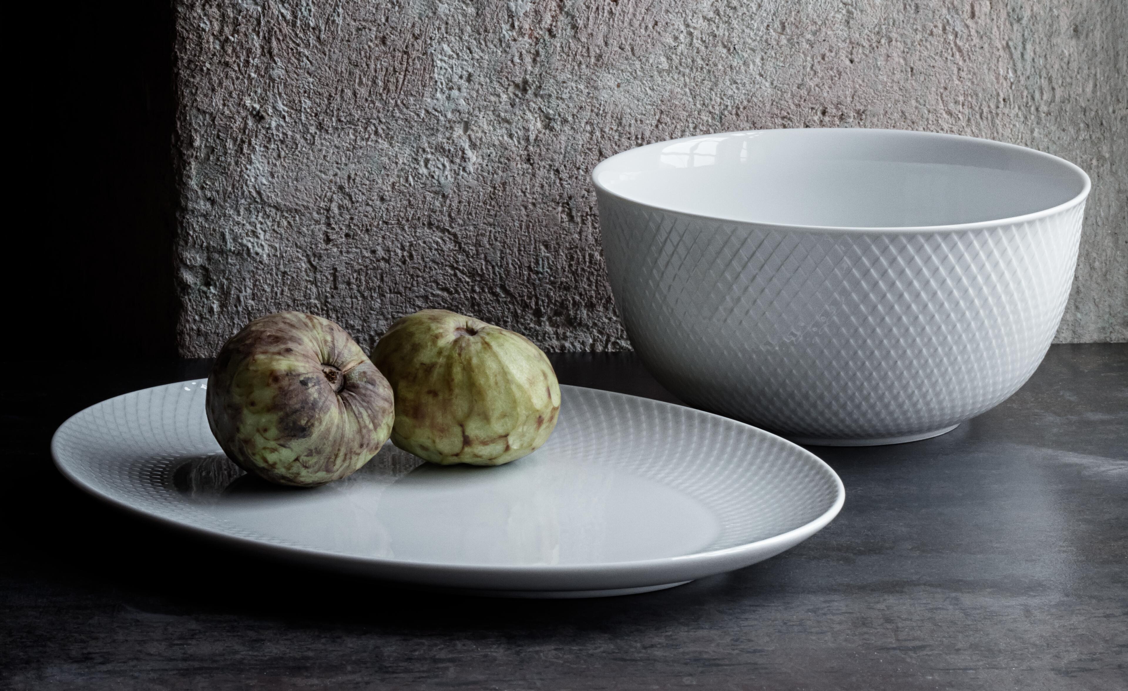 Serving platters and bowl from Lyngby Porcelæn. Dish in white porcelain