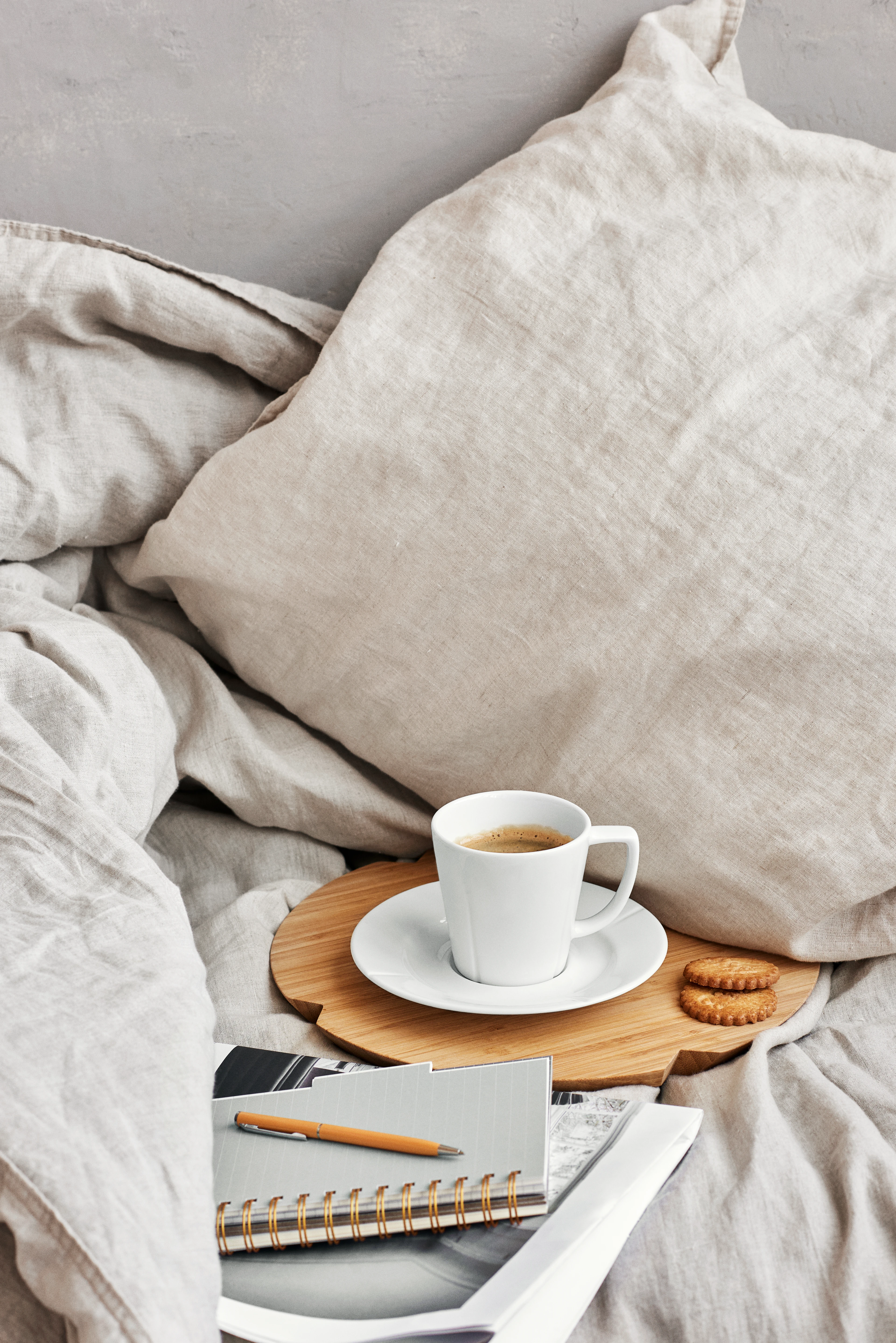 Coffee cup with matching saucer 26 cl from Rosendahl in White color, made of Ceramics