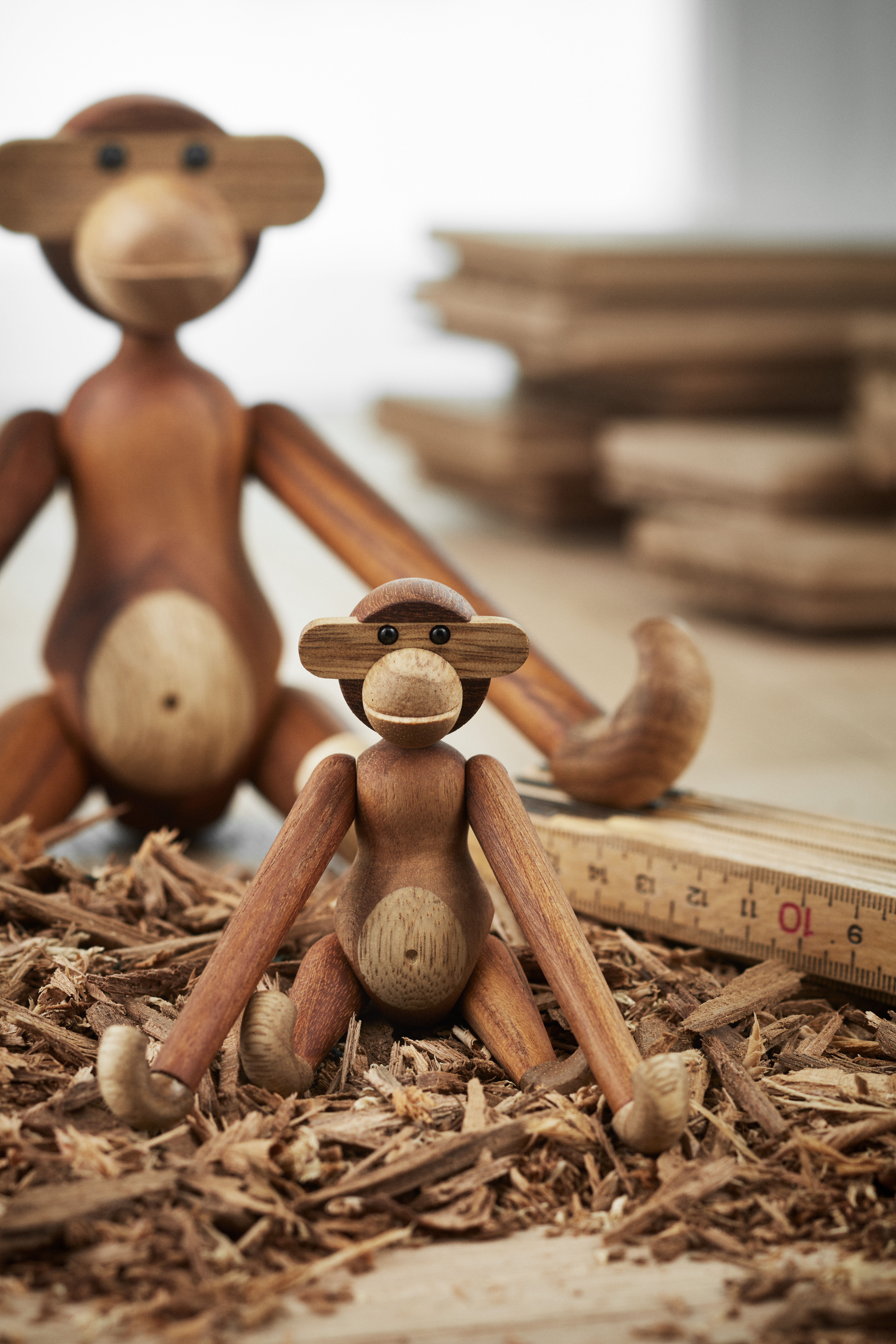 置物 KAY BOJESEN monkey S teak AMEICO - Distributor of Kay Bojesen - Small Monkey