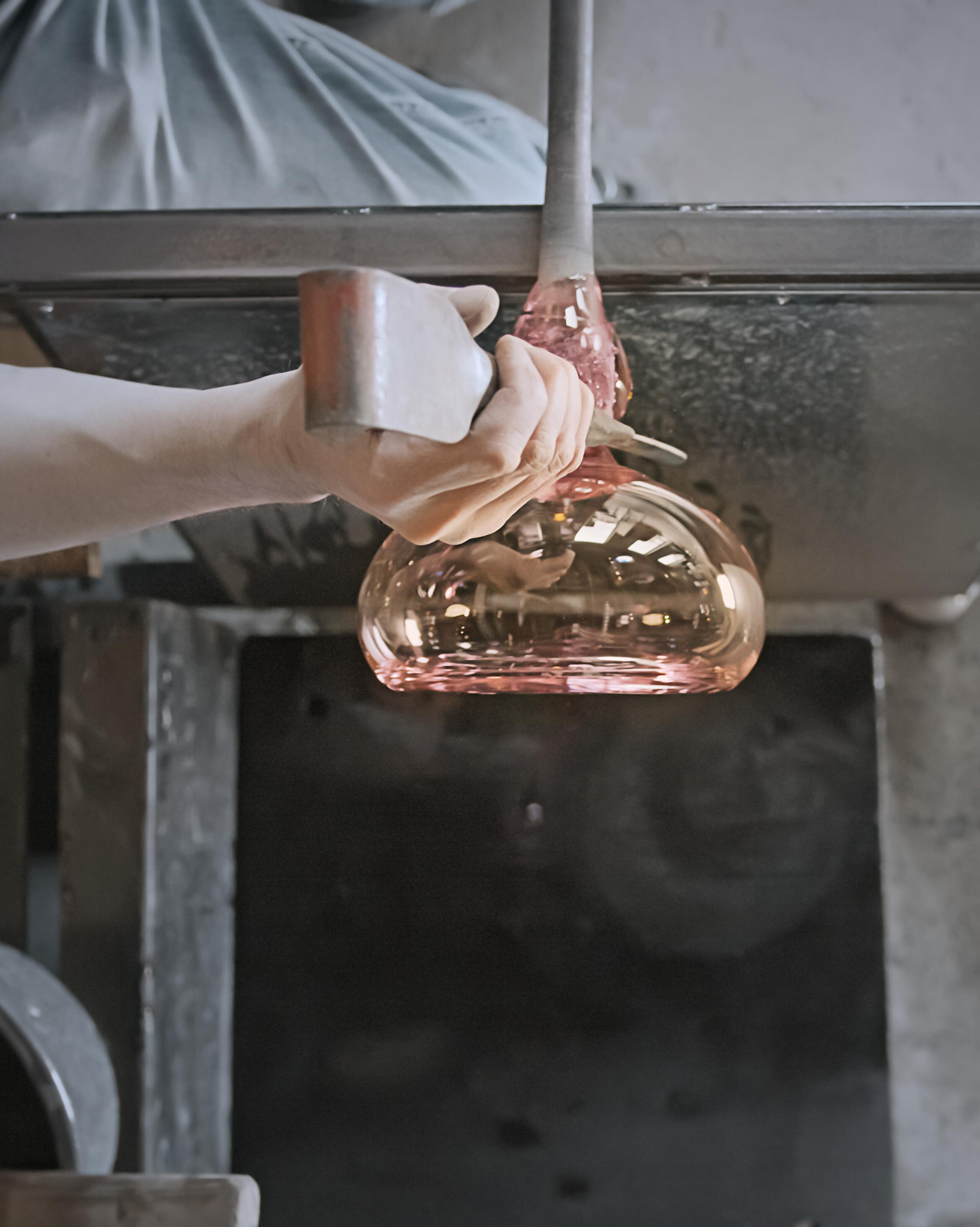 Production of bowl, Holmegaard Archives Provence, Holmegaard