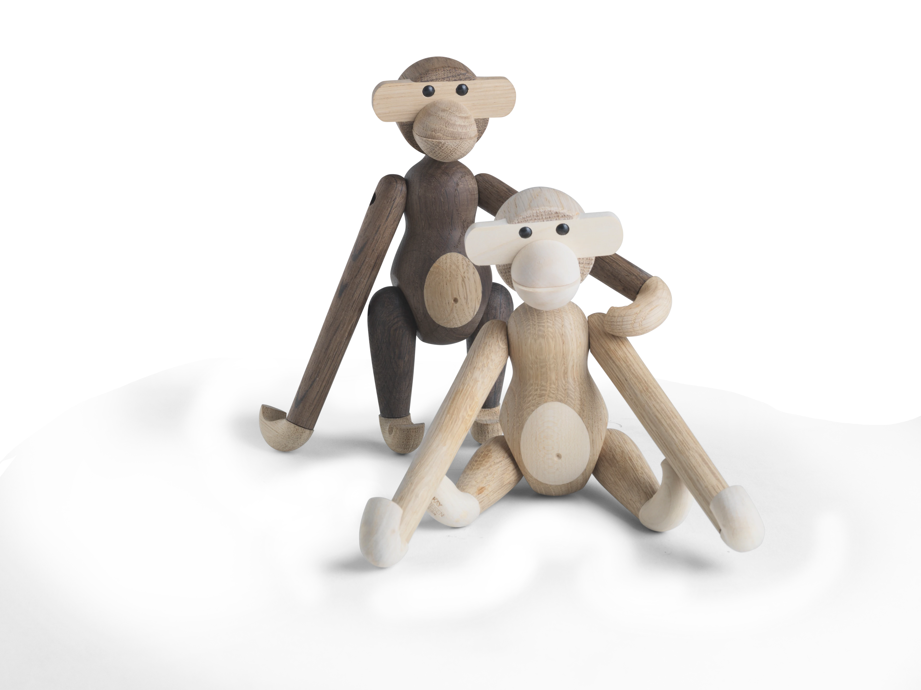 Monkey small from Kay Bojesen in Oak/Smoked oak color, made of Wood