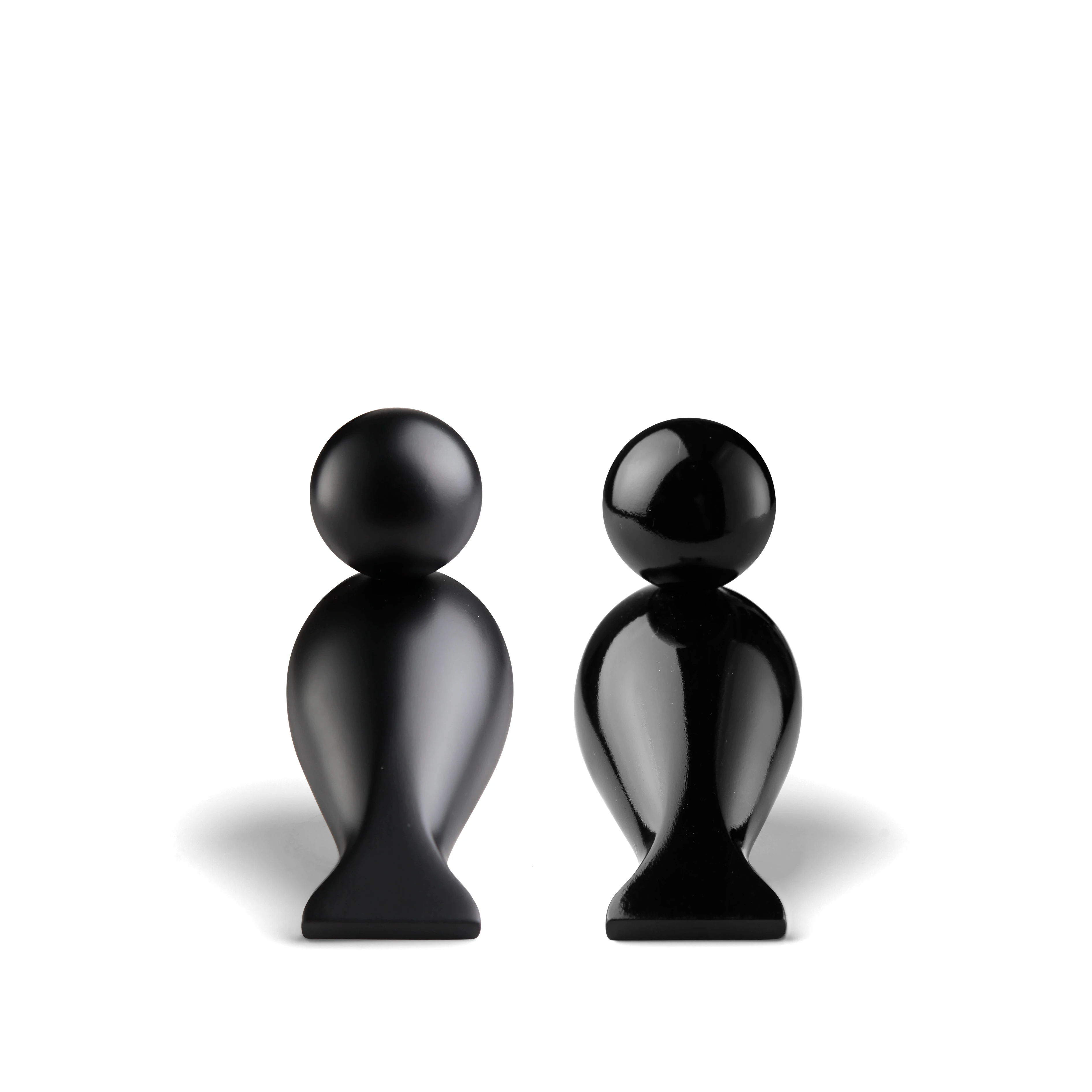 Turtelduer H9 cm 1 par fra Kay Bojesen i farven Sort, lavet af Træ