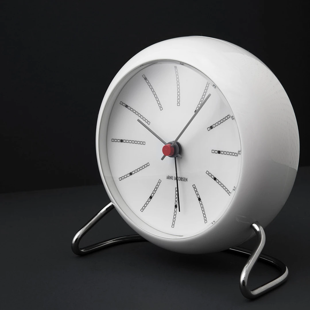 Table clock Ø11 cm from Arne Jacobsen in White color, made of Plastic