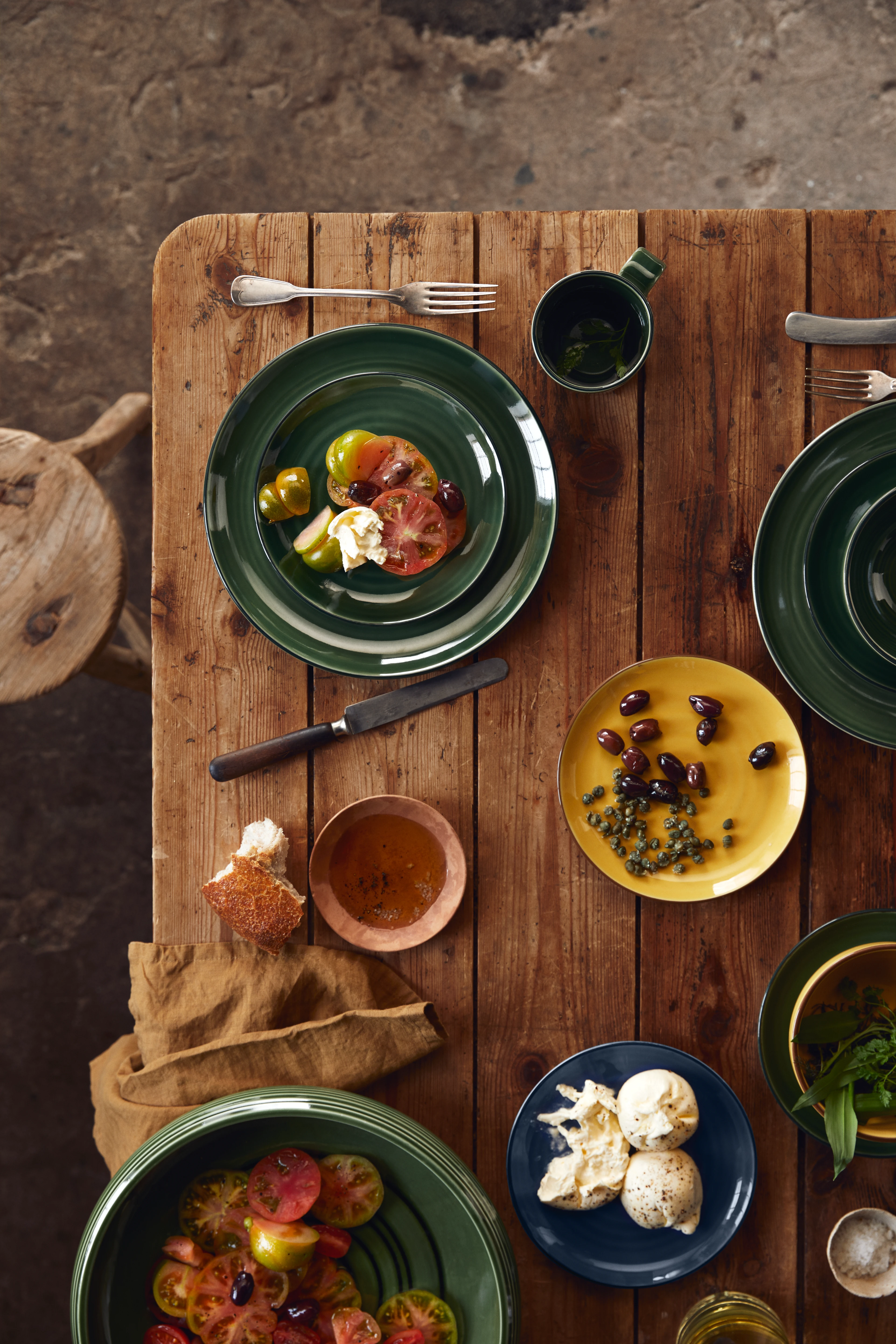 Teller Ø27 cm von Kähler in der Farbe Sage green, hergestellt aus Keramik