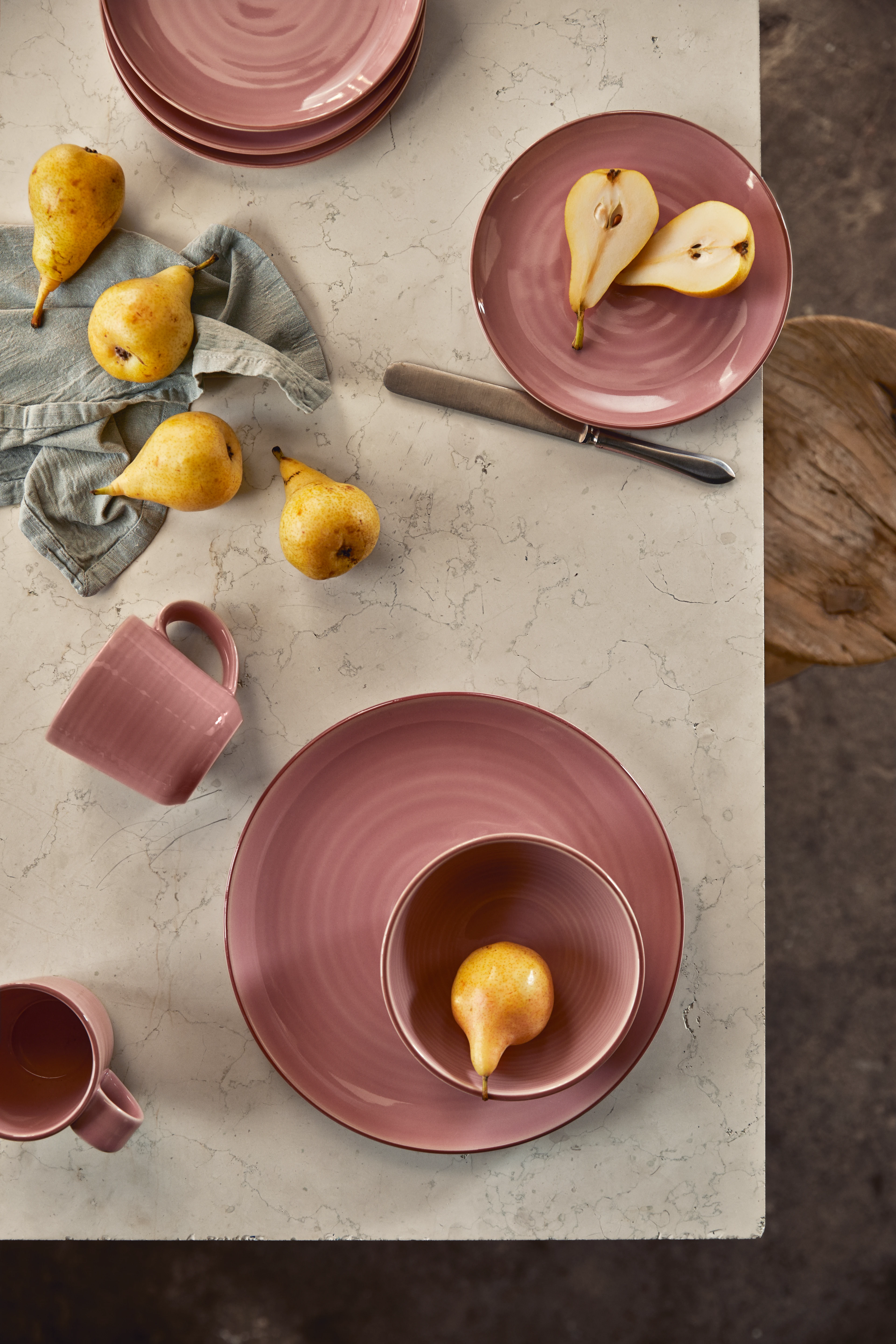 Becher mit Henkel 33 cl von Kähler in der Farbe Apple rose, hergestellt aus Keramik