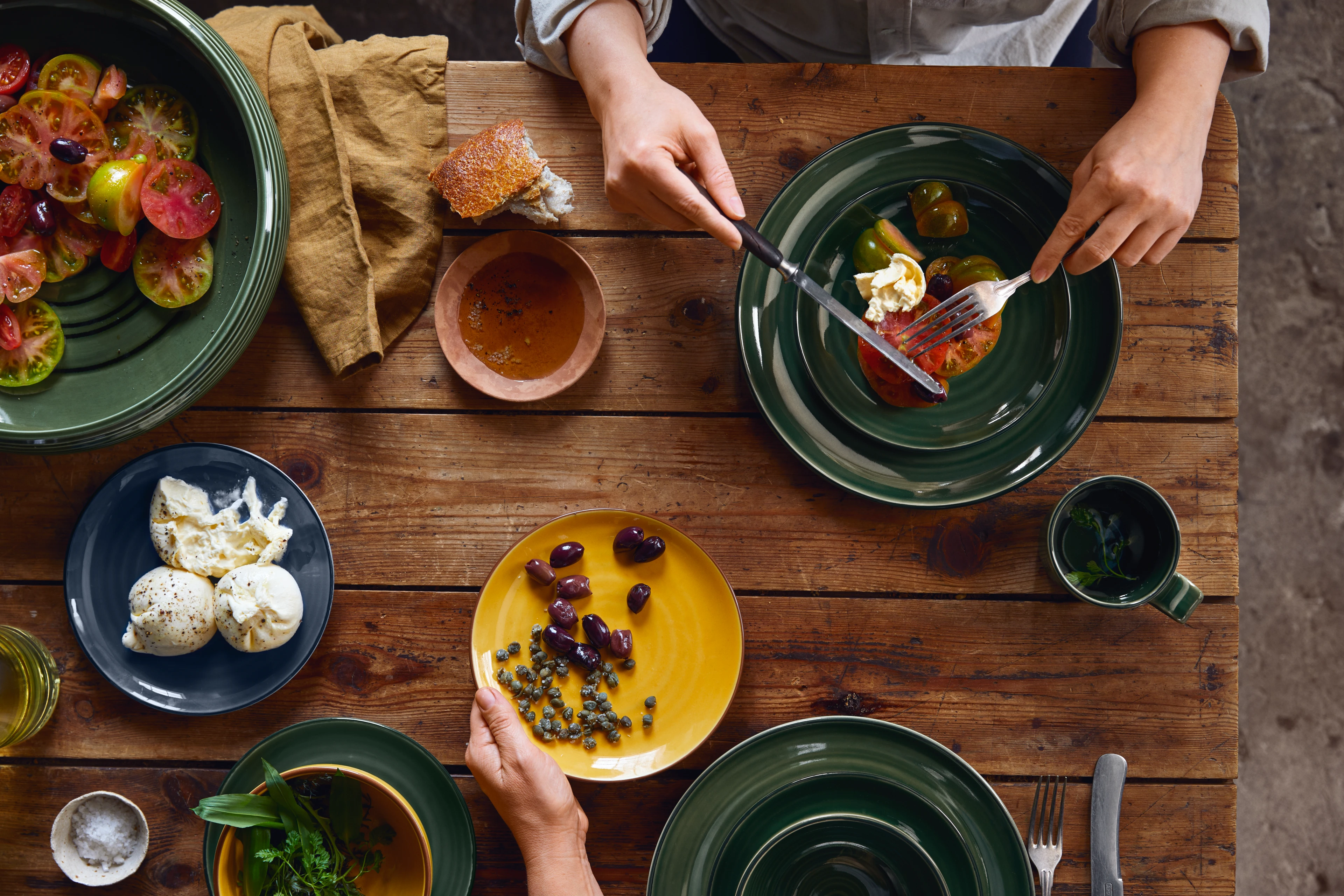 Tallerken Ø19 cm fra Kähler i farven Saffron yellow, lavet af Keramik