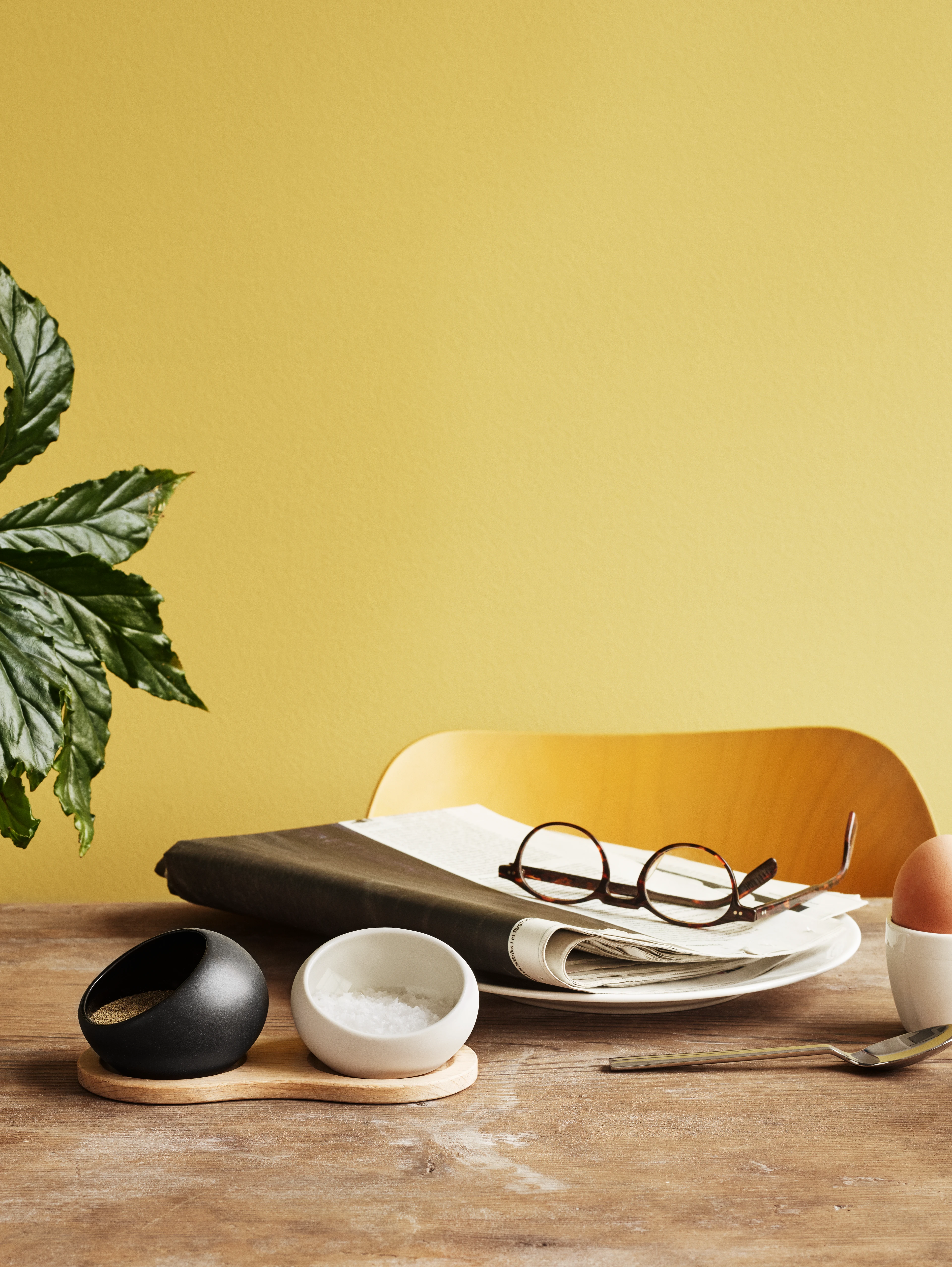 Salt and pepper cellar H6.5 cm from Rosendahl in White color, made of Ceramics