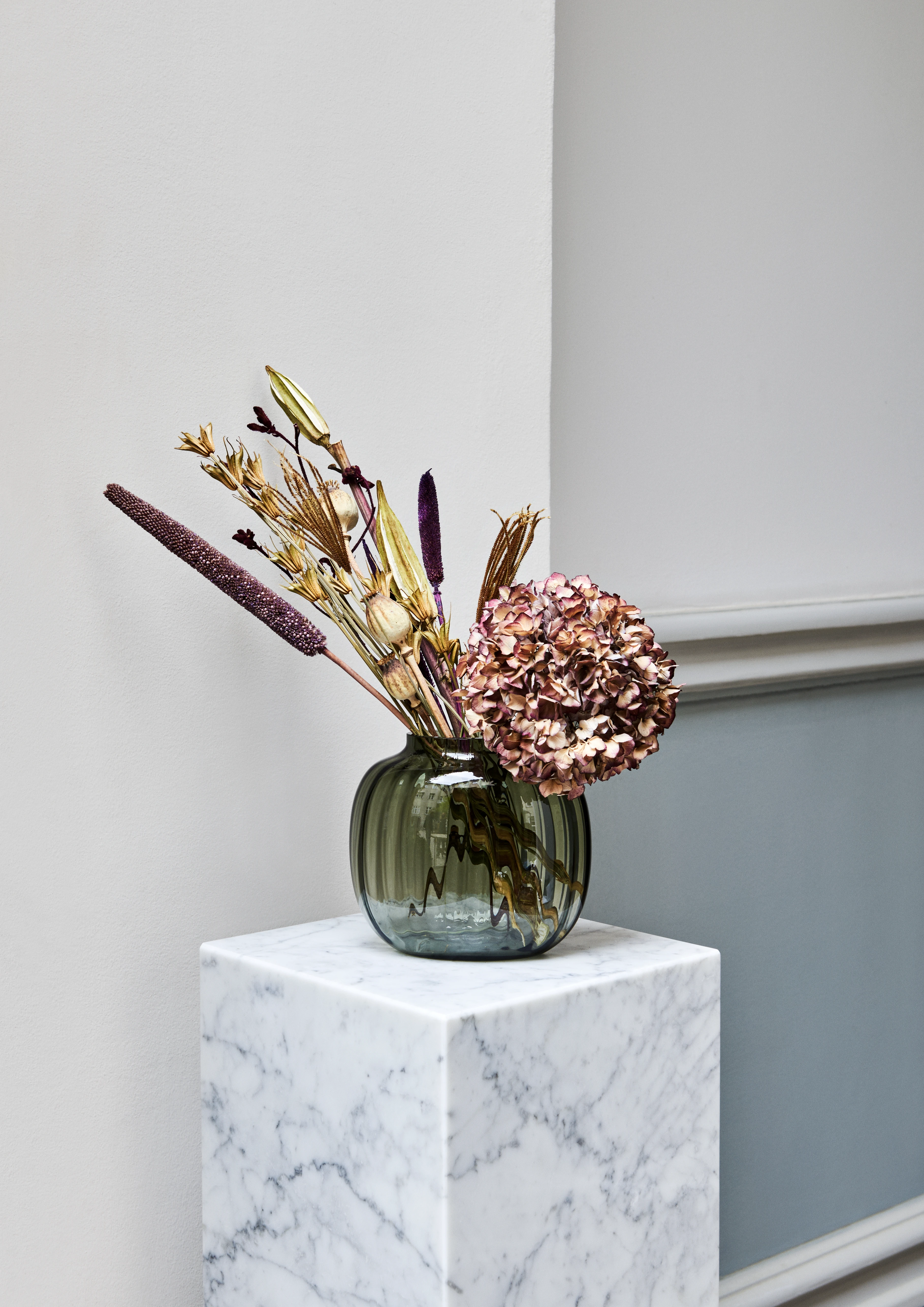 HOLMEGAARD PRIMULA ベース アクタス Holmegaard Primula Oval Vase H17.5 smoke | Køb her