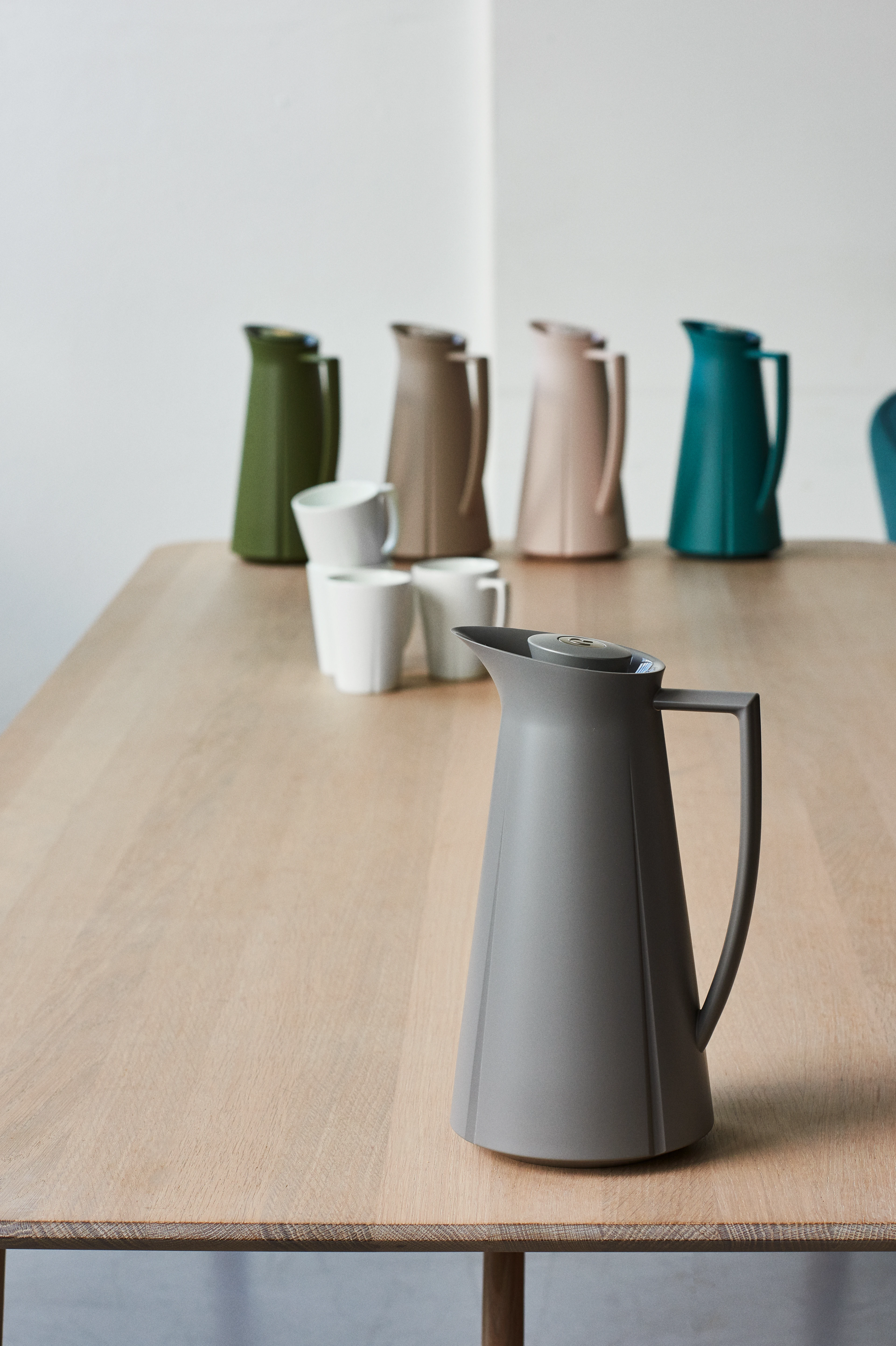 Termokande 1,0 l fra Rosendahl i farven Lys grå, lavet af Plastik