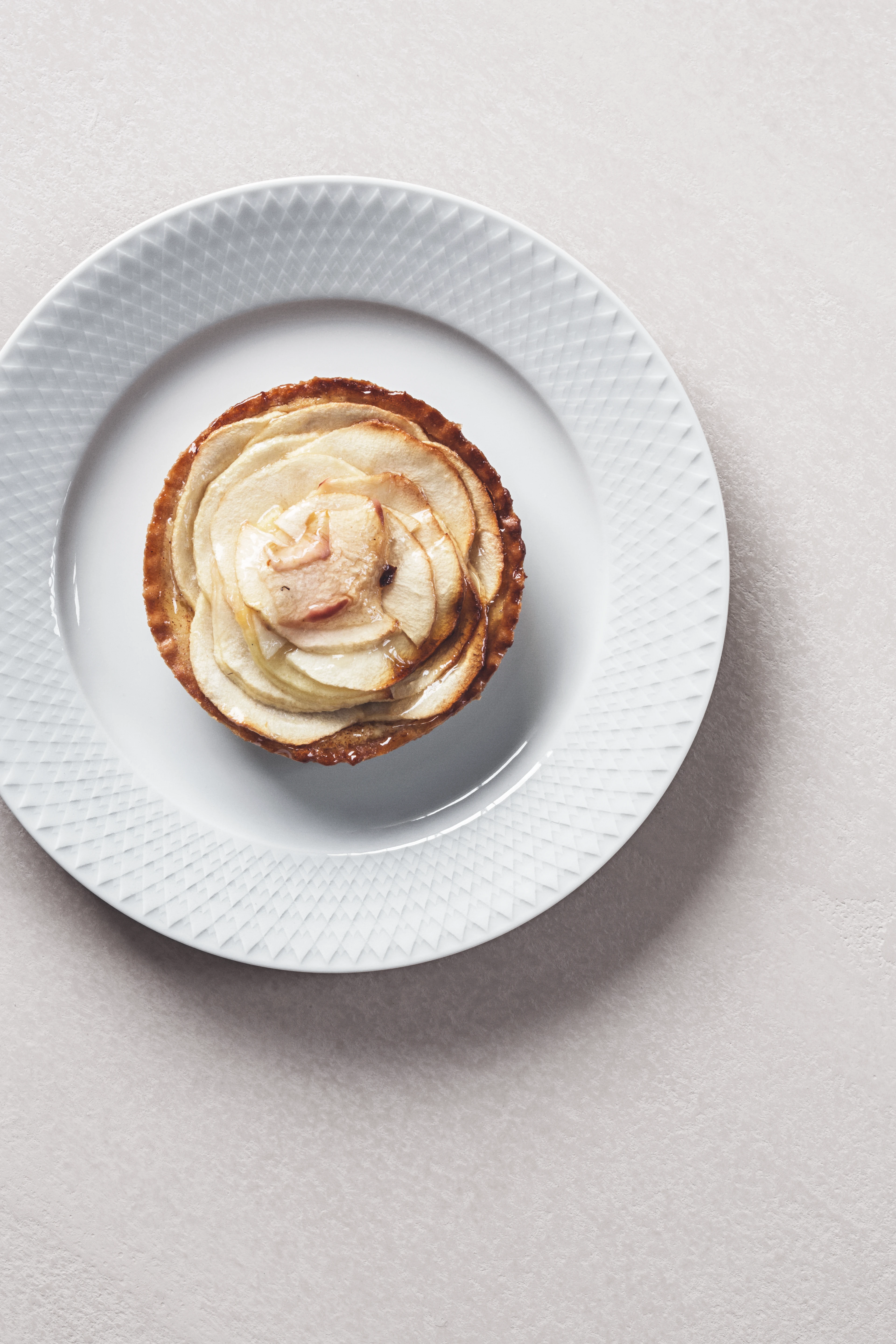 Tallerken Ø21 cm fra Lyngby Porcelæn i fargen Hvit, laget av Keramikk