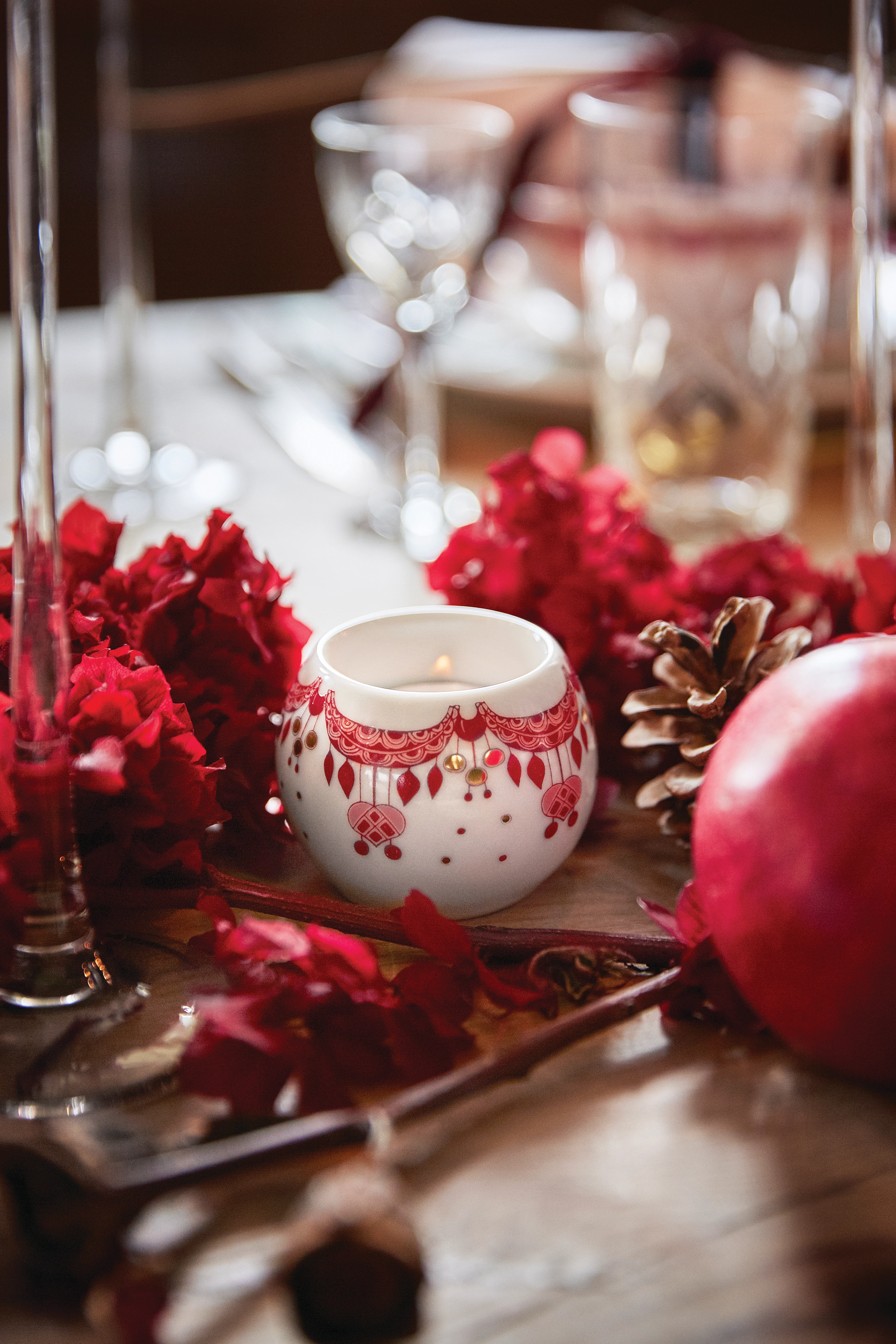 Ljuslykta Ø6.5 cm från Bjørn Wiinblad i färgen Röd, tillverkad av Keramik