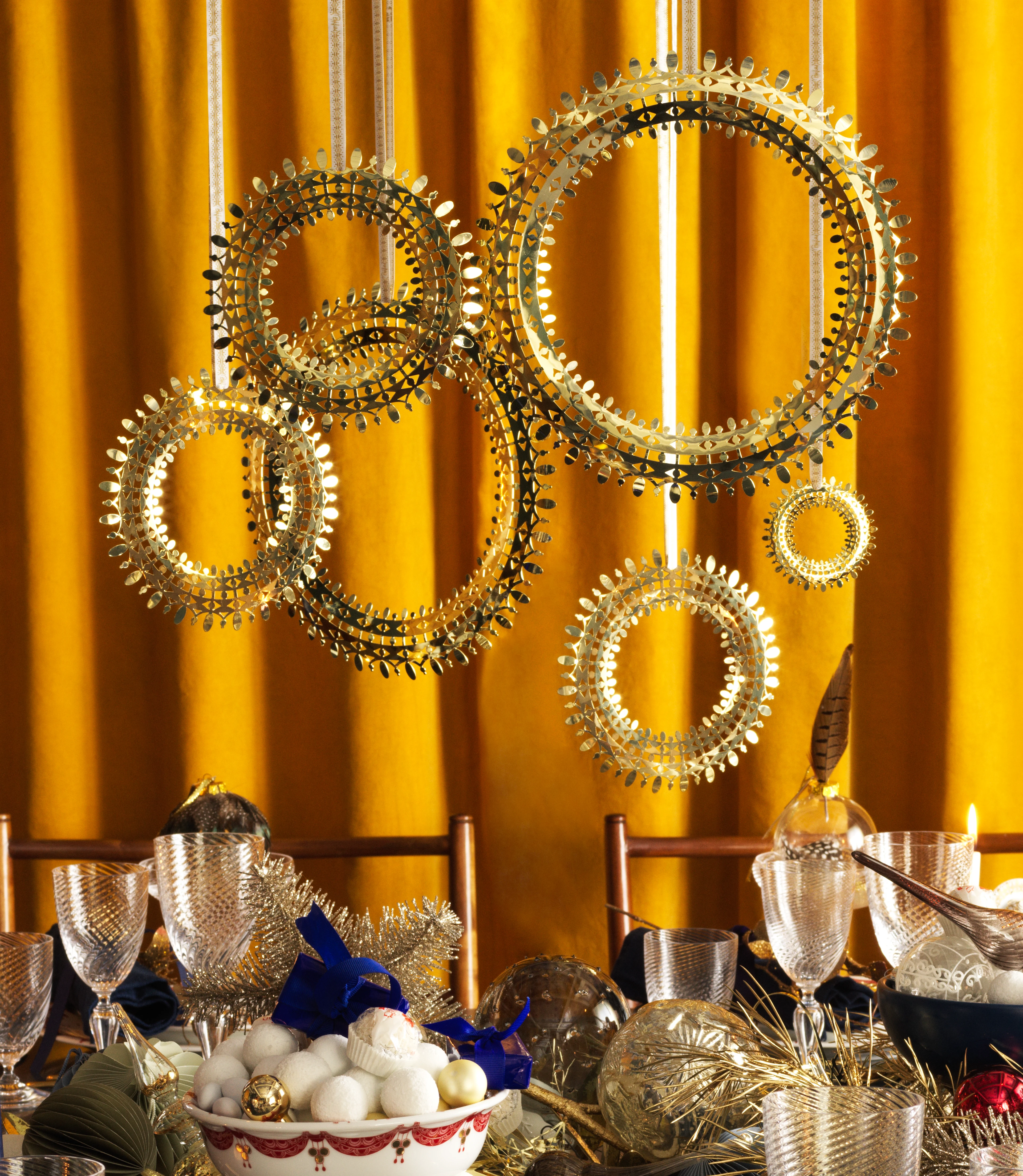 Garland Ø25 cm from Bjørn Wiinblad in Gold Plated color, made of Metal