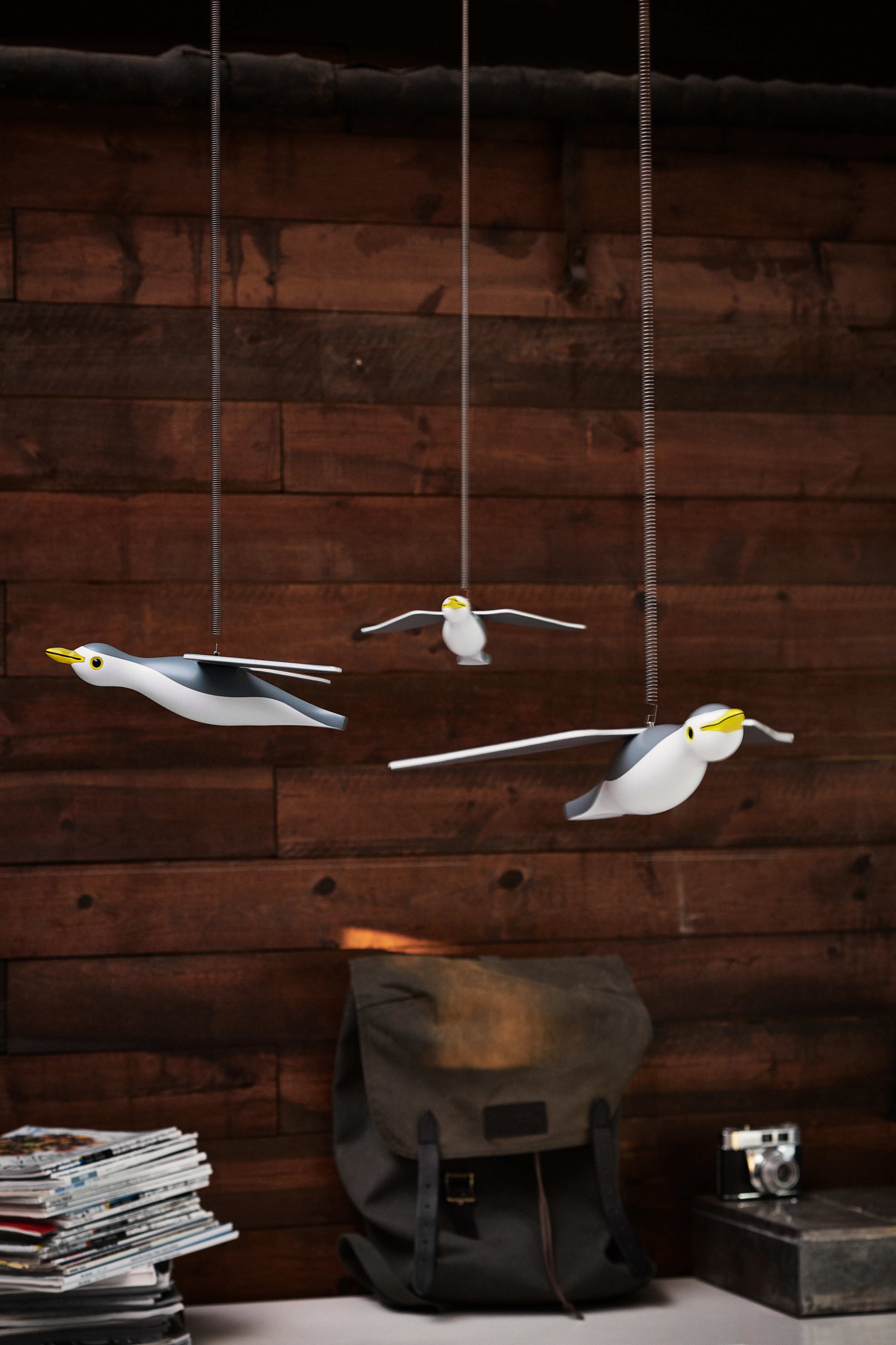 Måke liten fra Kay Bojesen i fargen Grå/Hvit, laget av Tre