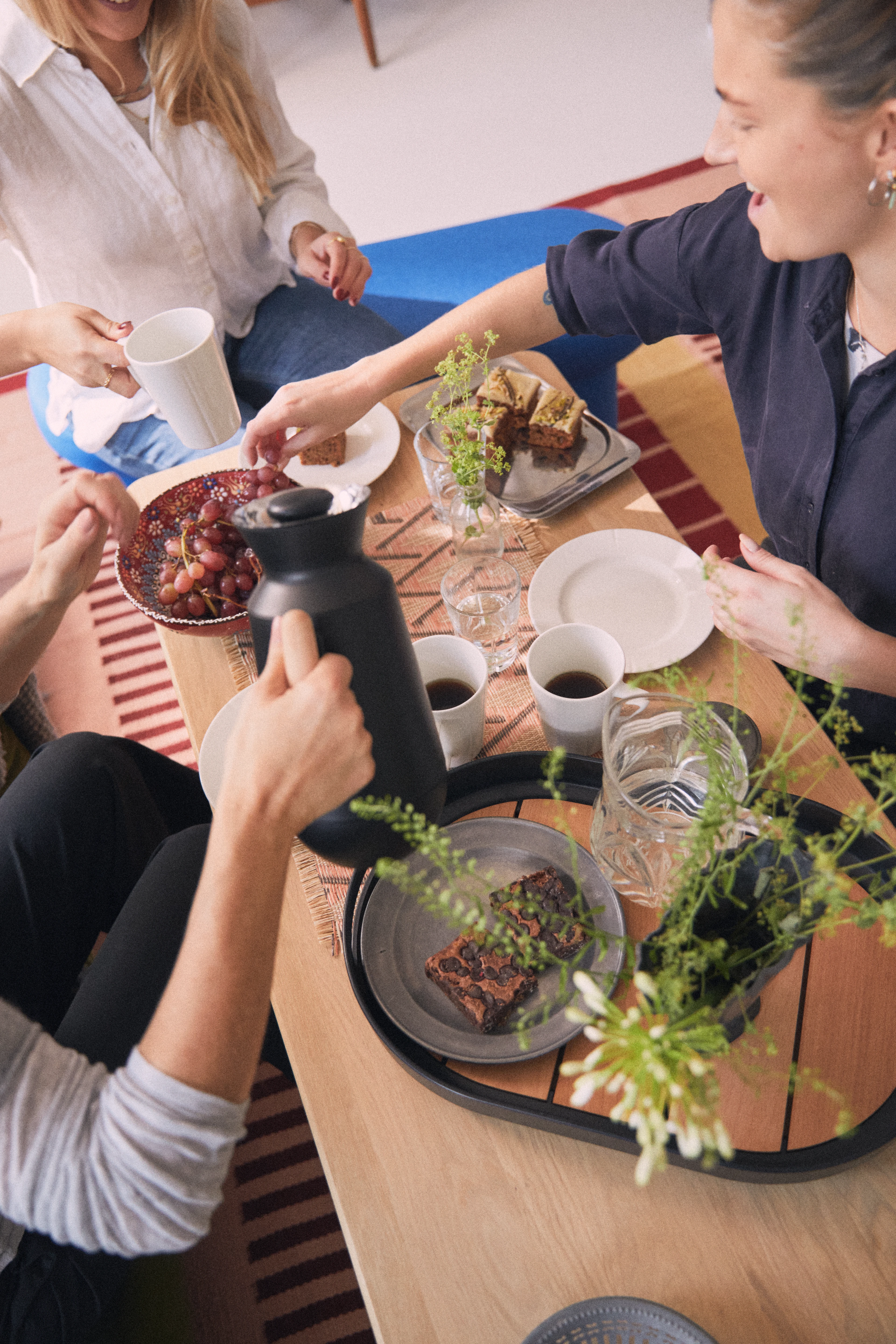 DayBreak Termokanne tall 1,0 l fra Rosendahl i fargen Sort, laget av Plast