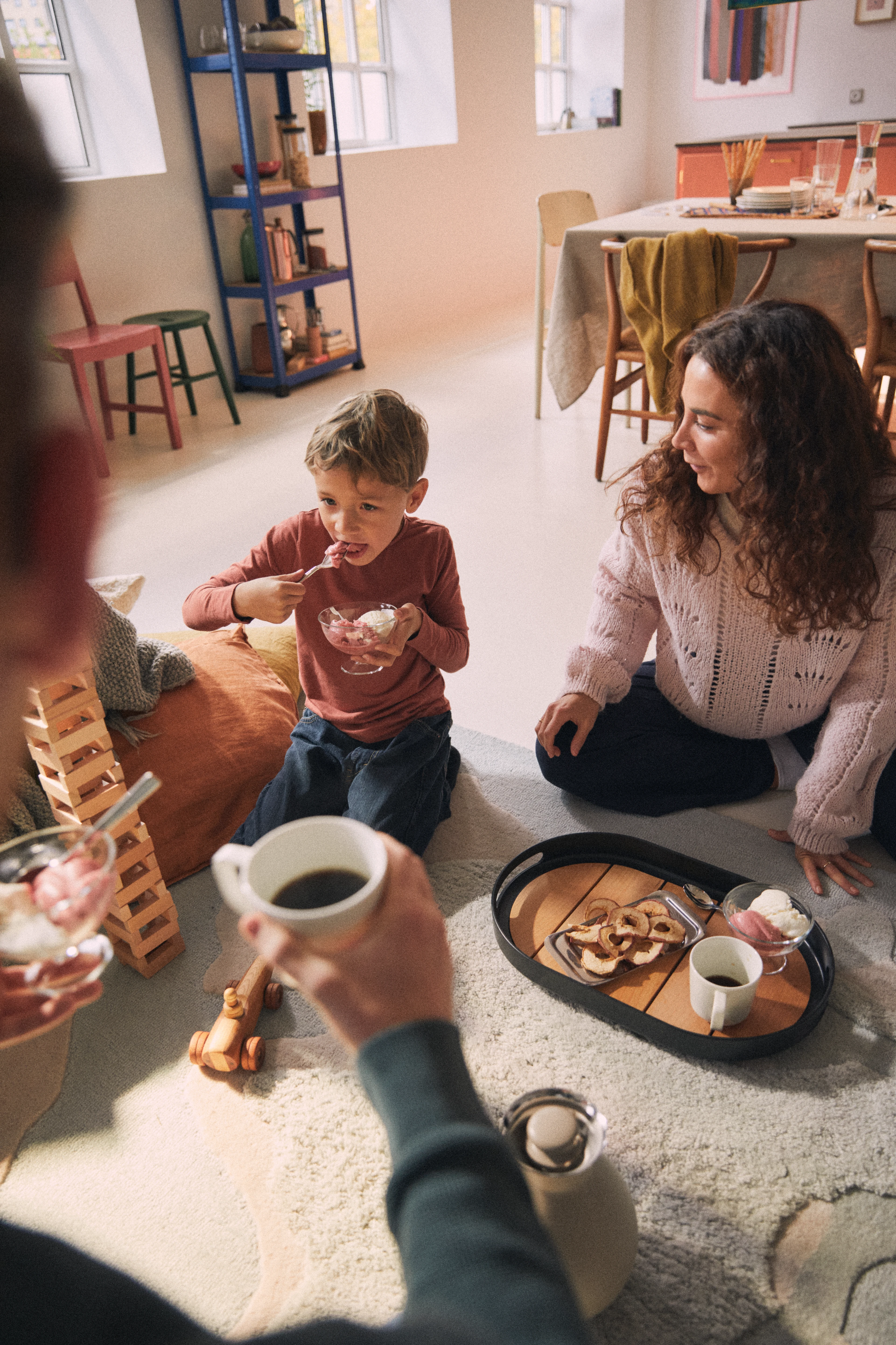 Carry me tray 50x35 cm from Rosendahl in Black color, made of Plastic