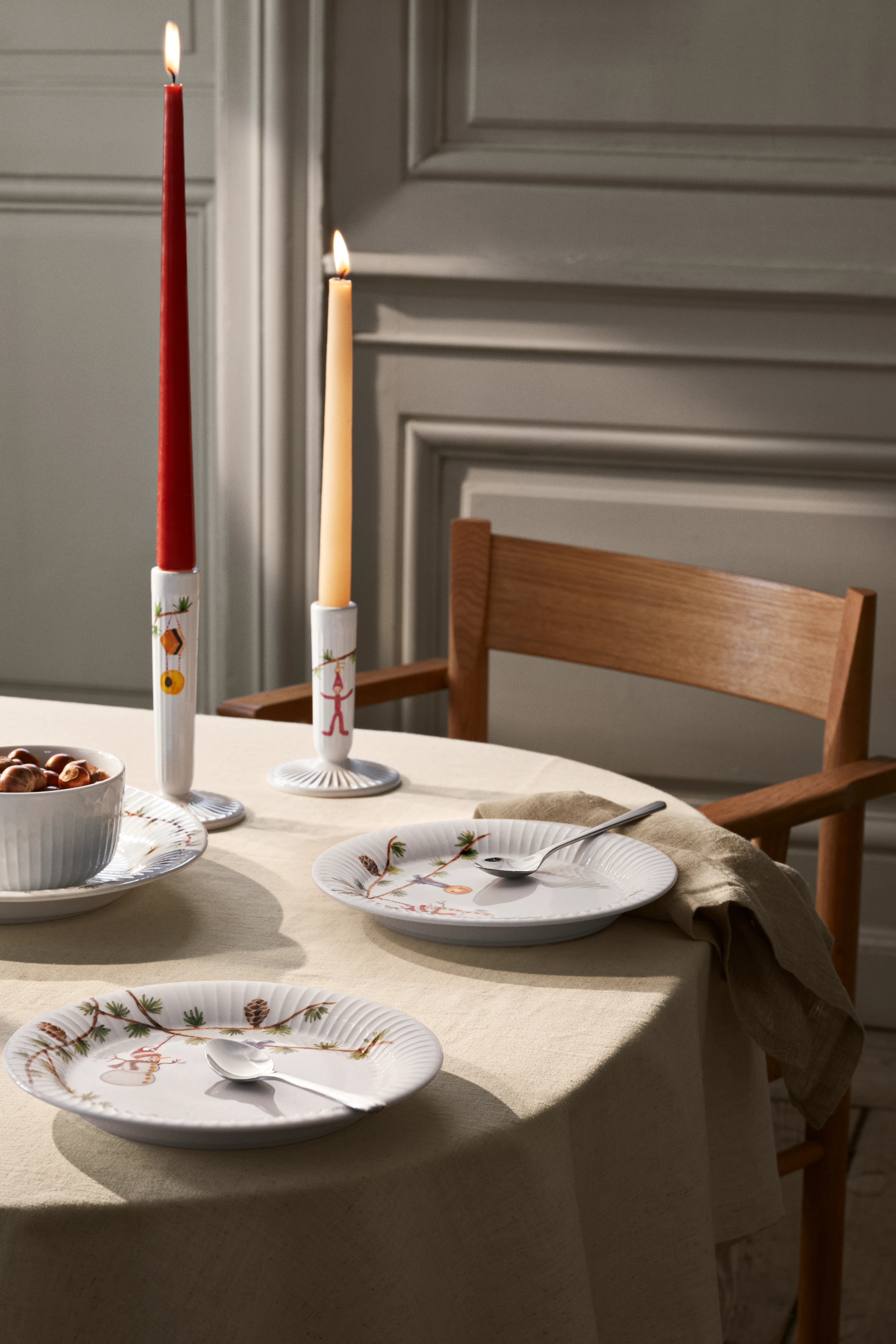 Candle holder H16 cm from Kähler  in White w. deco color, made of Ceramics