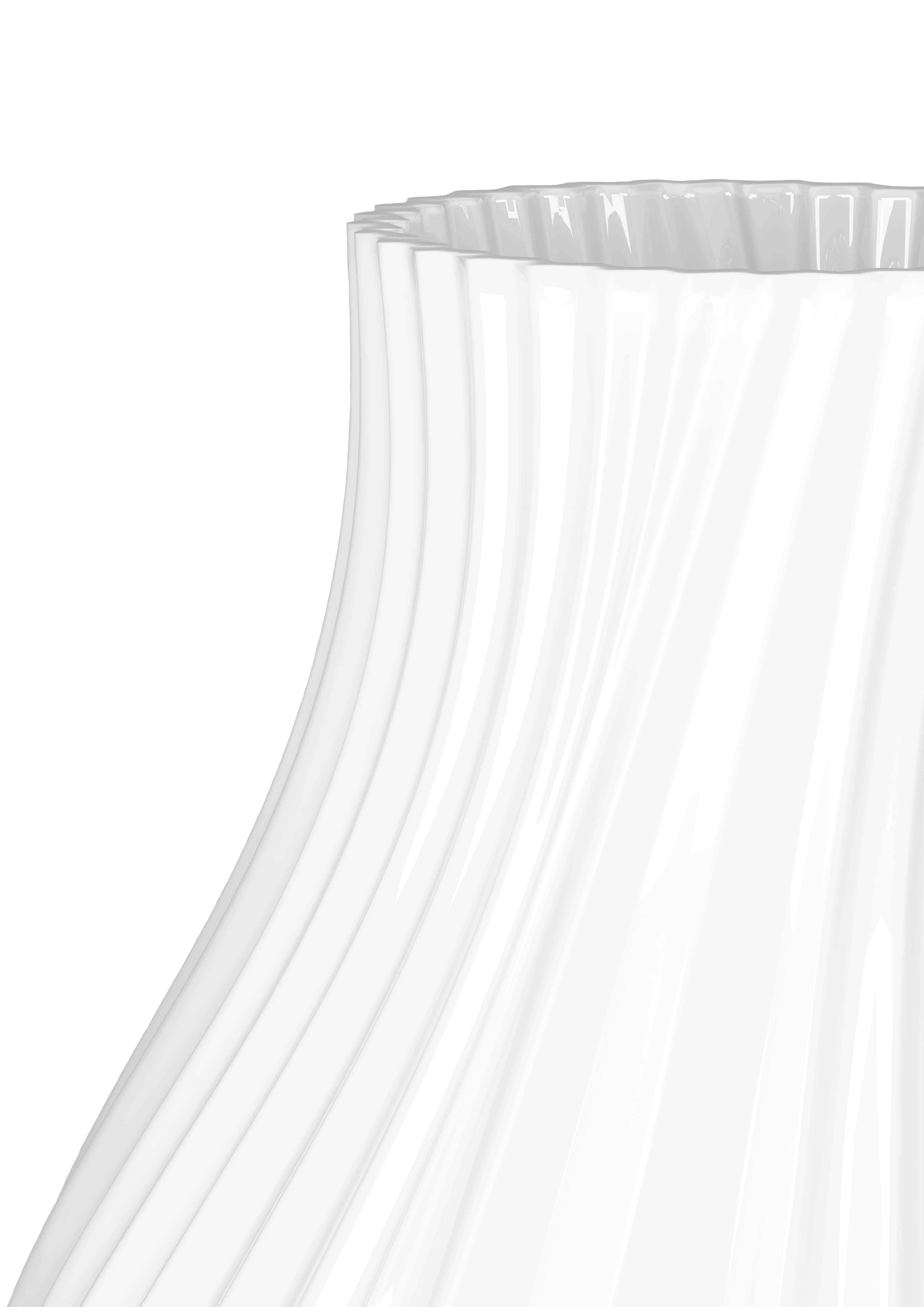 Vase H18 cm fra Lyngby Porcelæn i fargen Hvit, laget av Keramikk