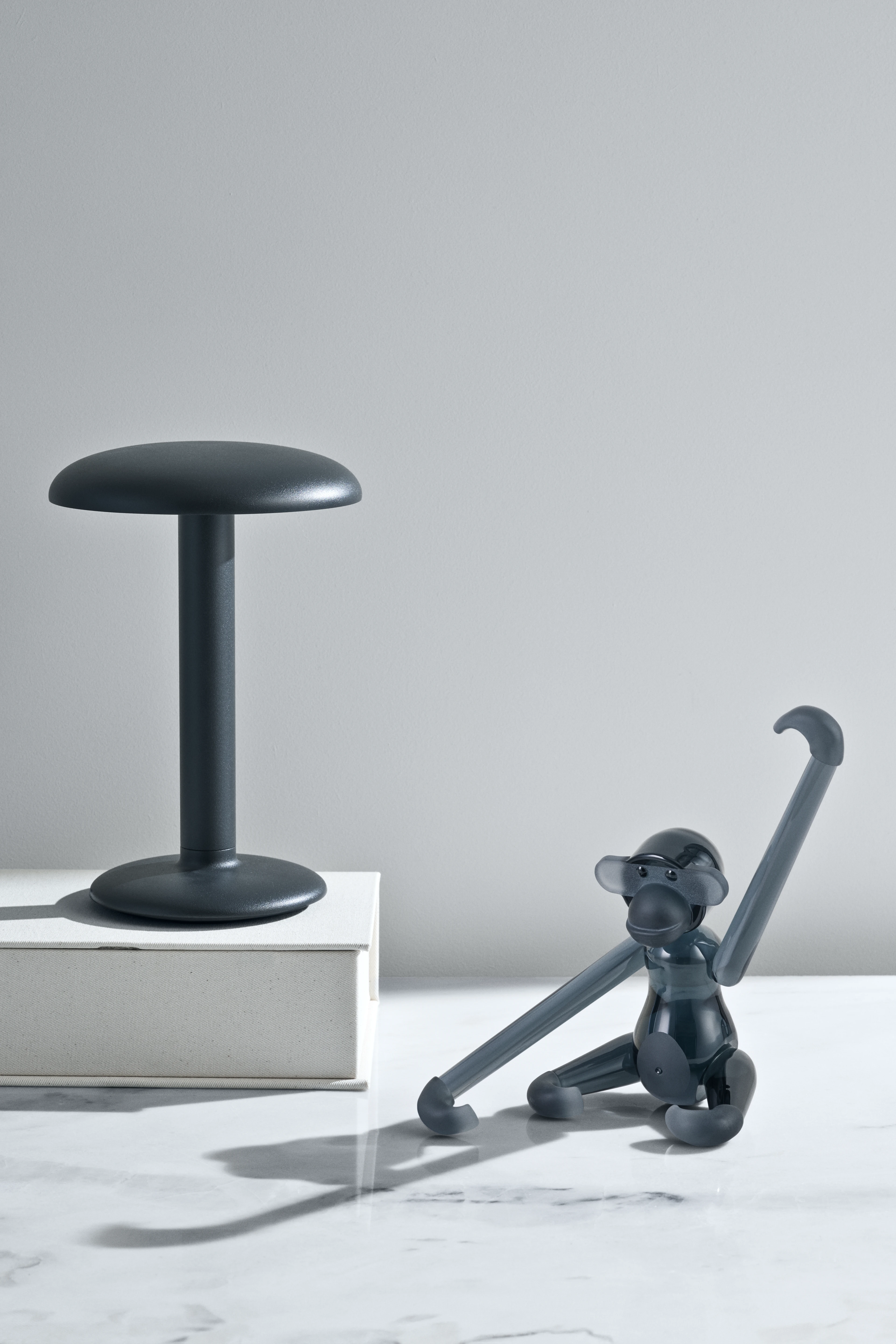 x Kay Bojesen monkey small from Holmegaard in Smoke glass color, made of Glass