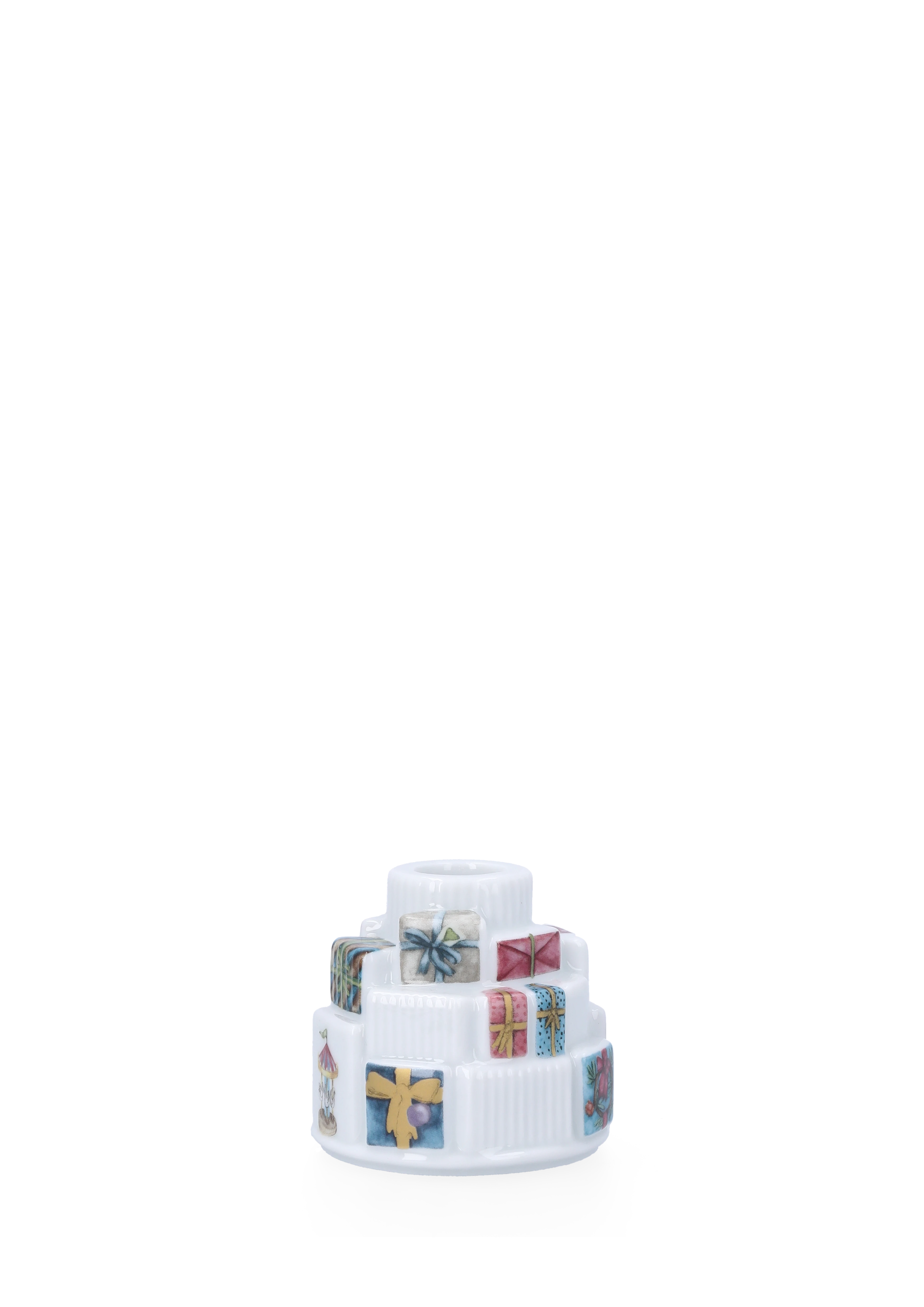 Geschenke Kerzenhalter Ø7.5 cm von Kähler in der Farbe Weiss mit Dekoration, hergestellt aus Keramik