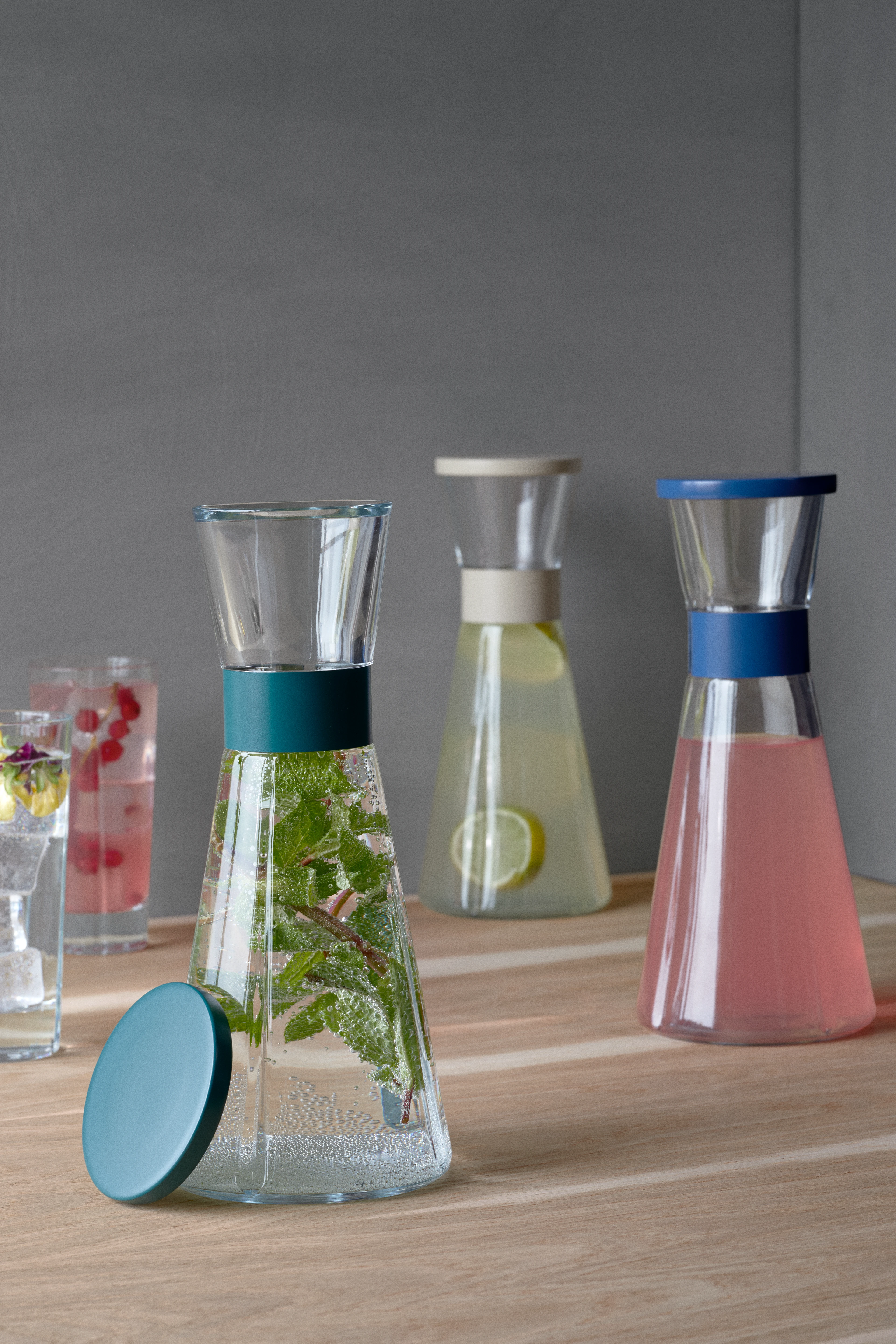 Water carafe 90 cl from Rosendahl in Forest Green color, made of Glass