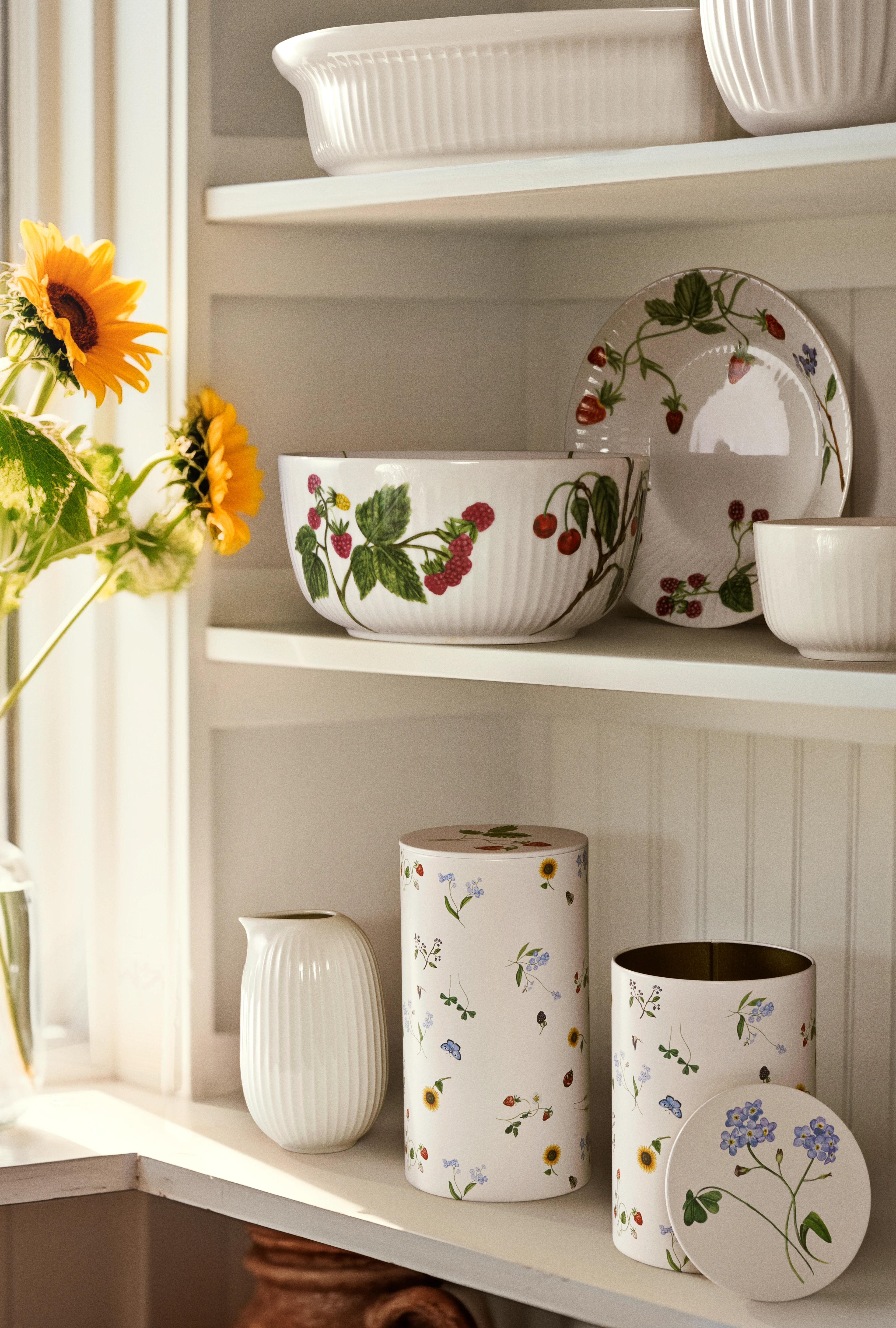 Storage tin H18.5 fra Kähler i fargen Symphony, laget av Metall