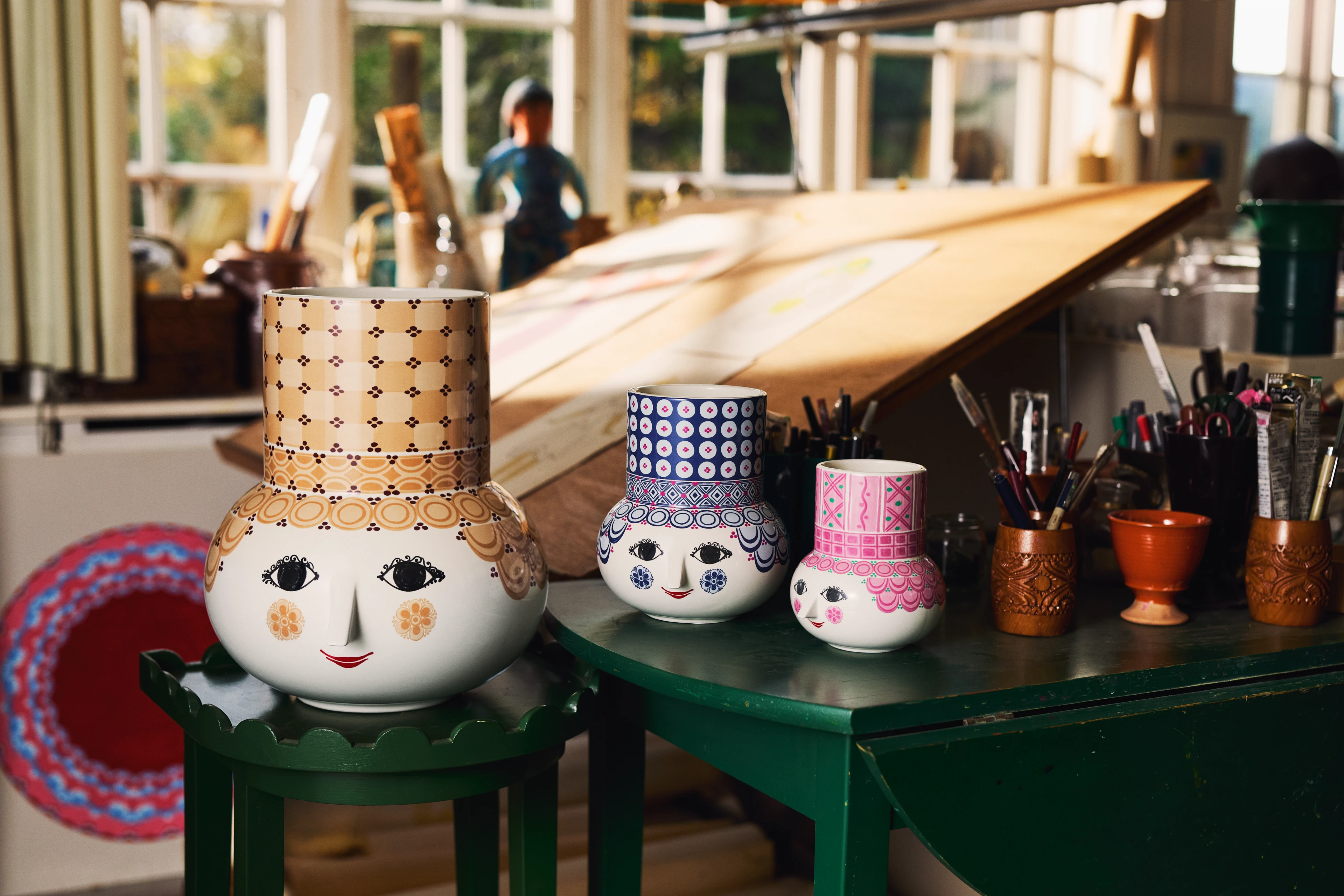 Vase H15 cm fra Bjørn Wiinblad i fargen Pink, laget av Keramikk