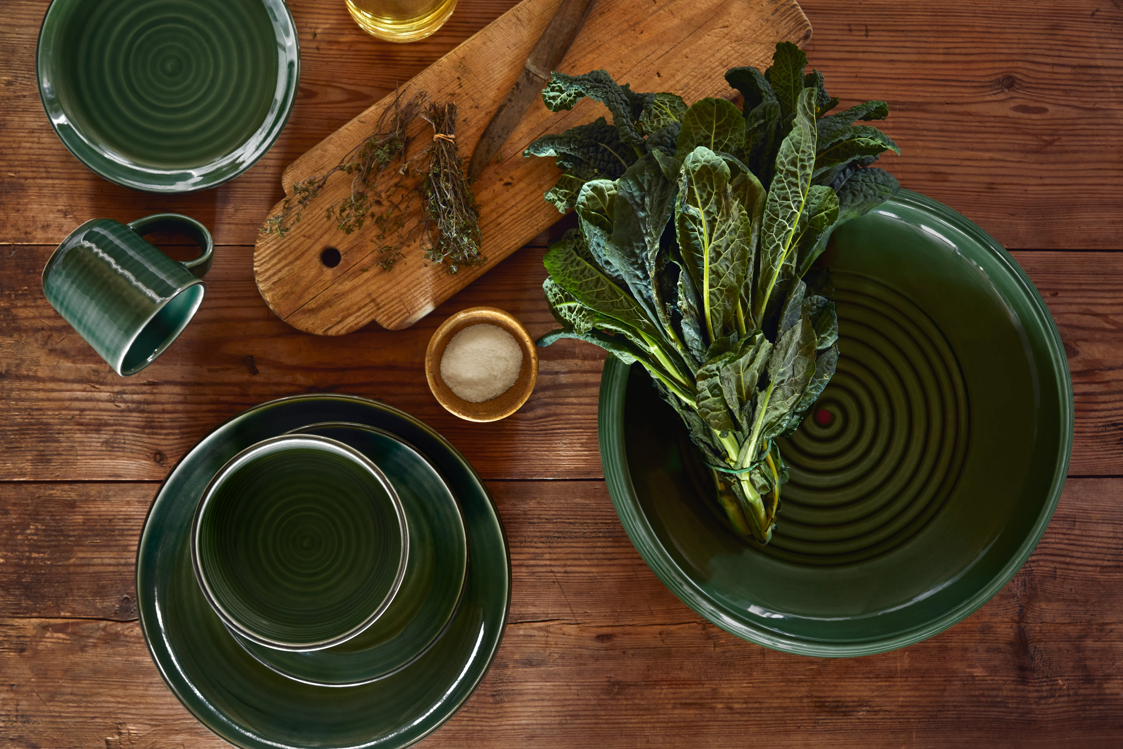 Fat Ø34 cm fra Kähler i fargen Sage green, laget av Keramikk