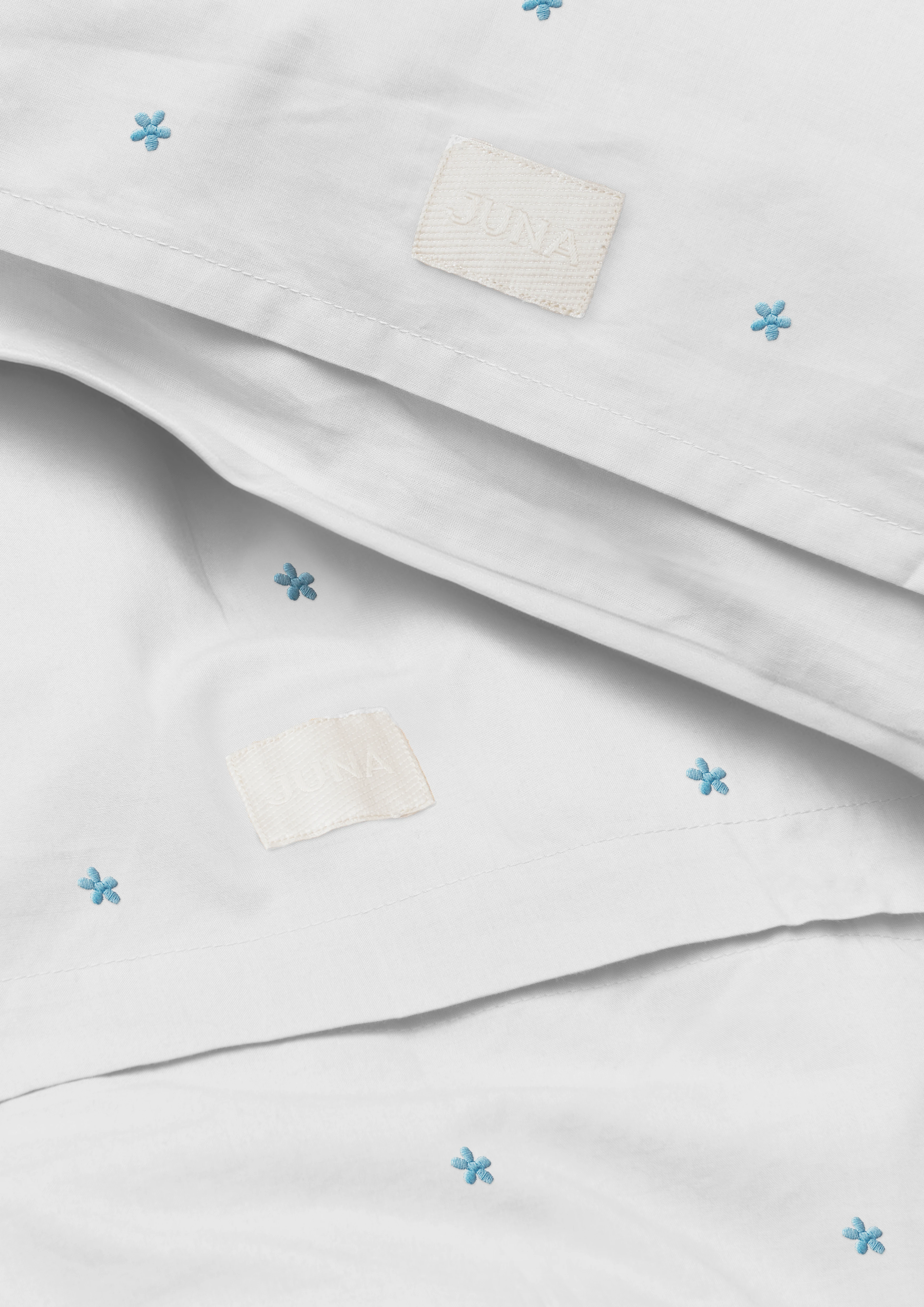 Junior Bed linen 100x140 cm from JUNA in White/Light blue color, made of Cotton