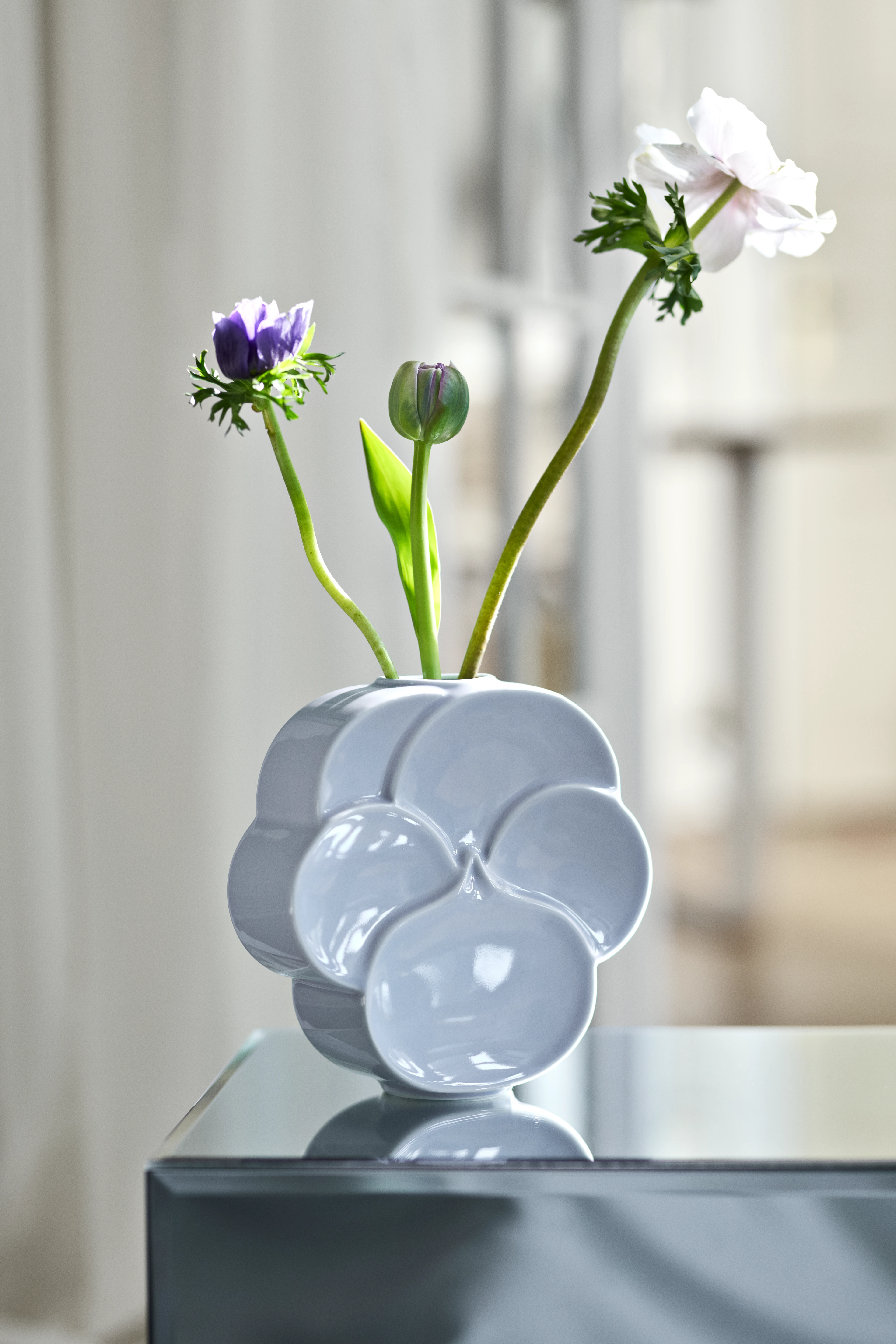 Pansy Vase H17 cm from Lyngby Porcelæn in Blue color, made of Ceramics