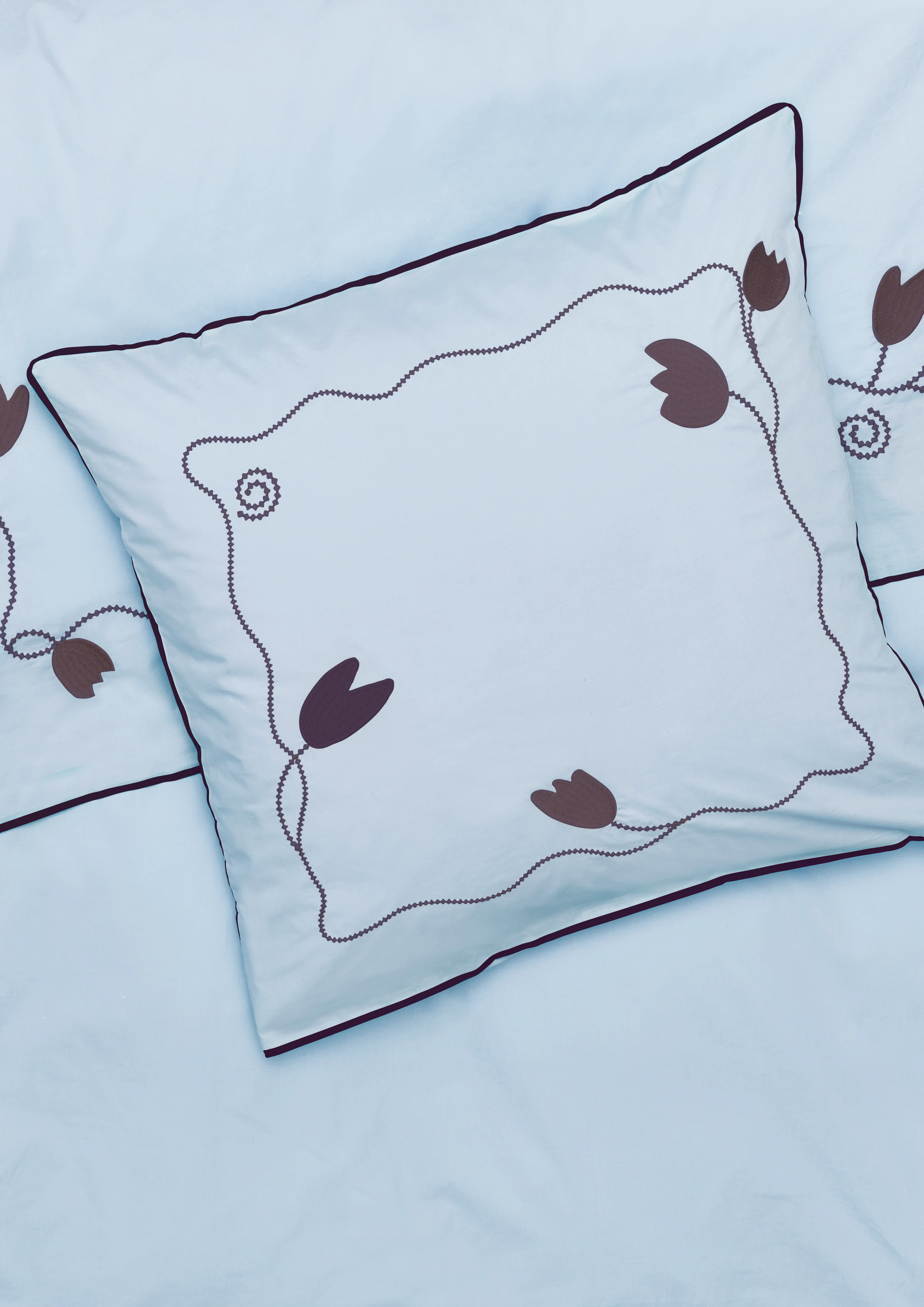 Bed linen 140x200 cm from JUNA in Light blue color, made of Cotton