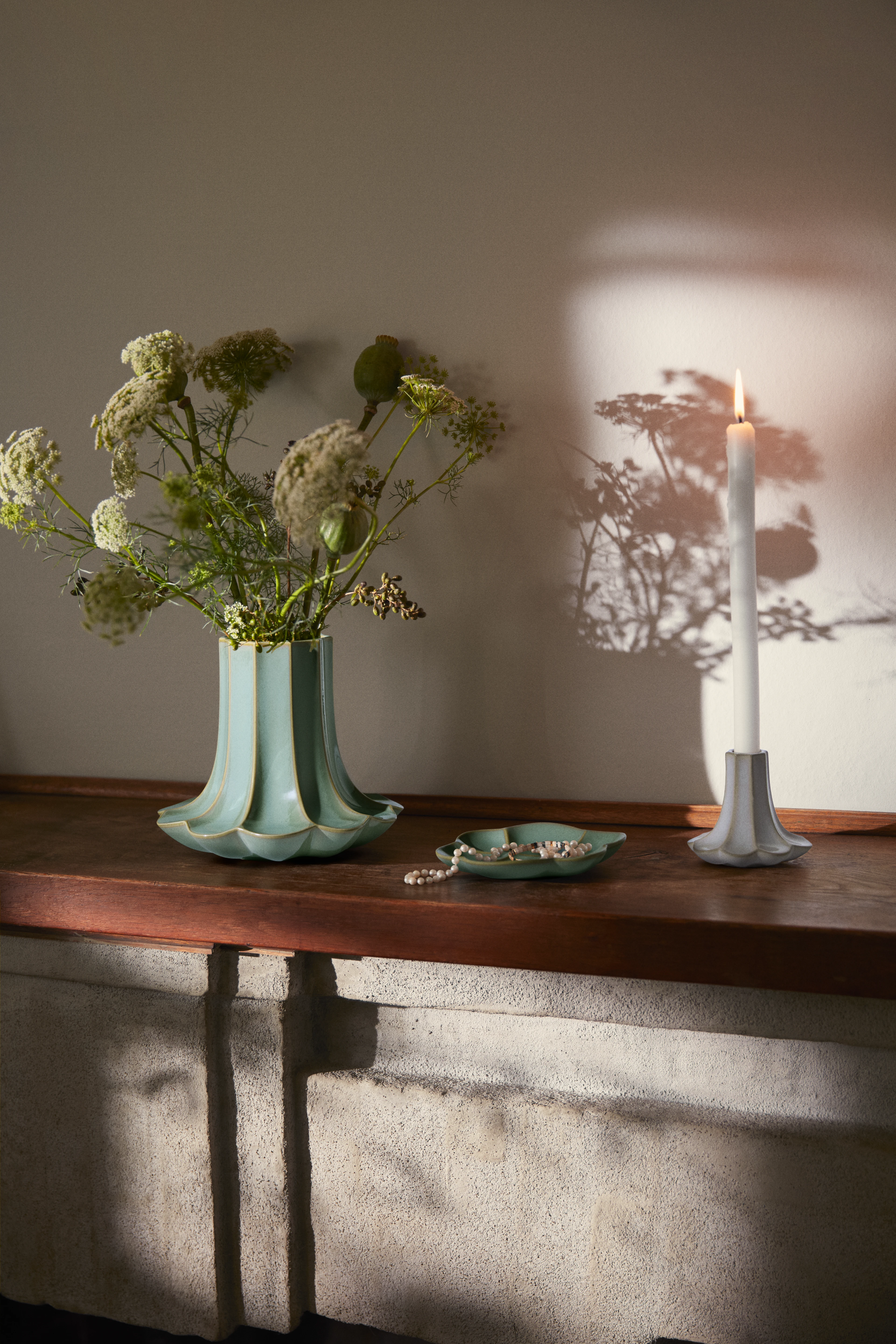 Vase H20.5 cm fra Kähler i farven Grøn, lavet af Keramik