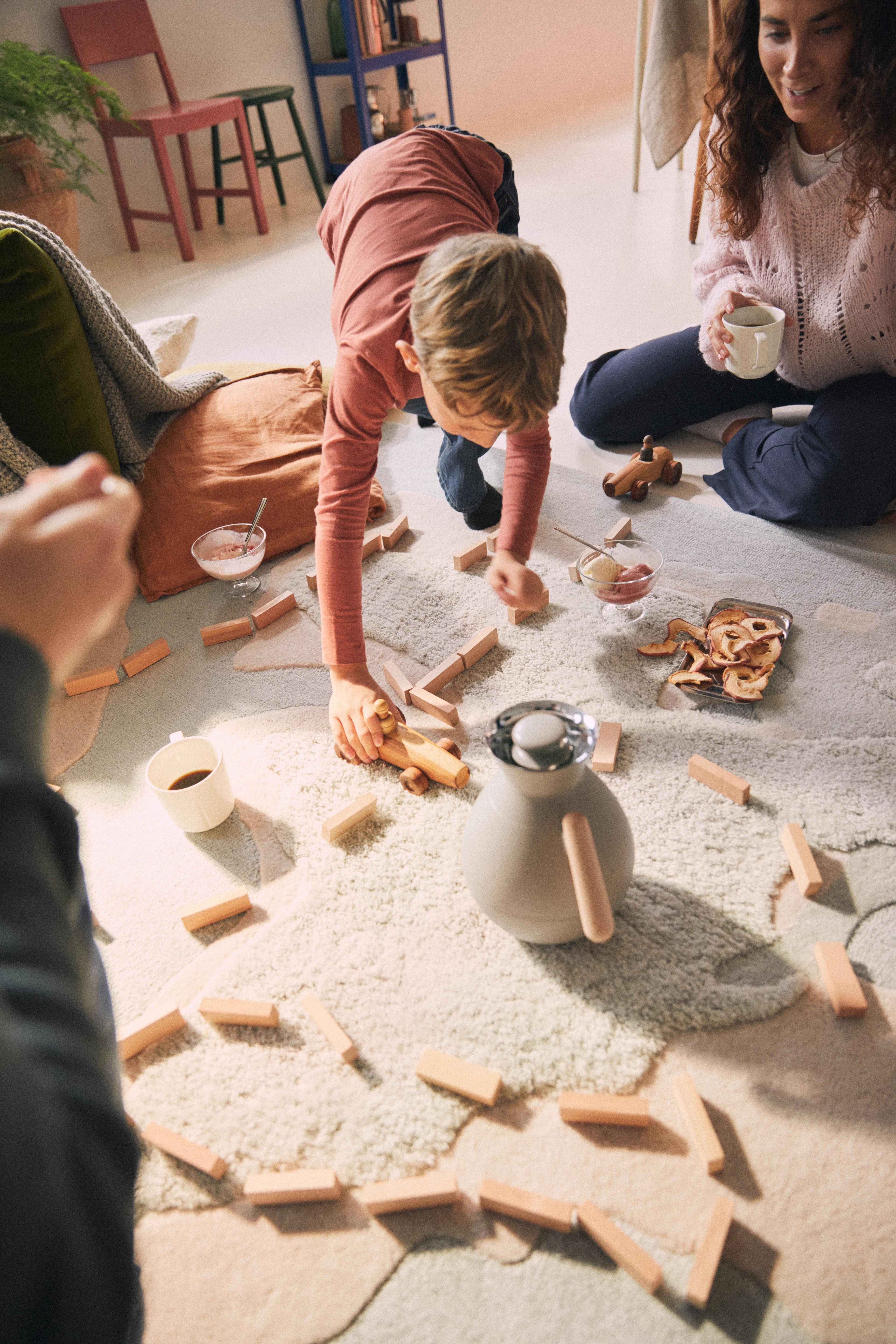 Stay warm termokande rund 1,0 l fra Rosendahl i farven Sand, lavet af Plastik