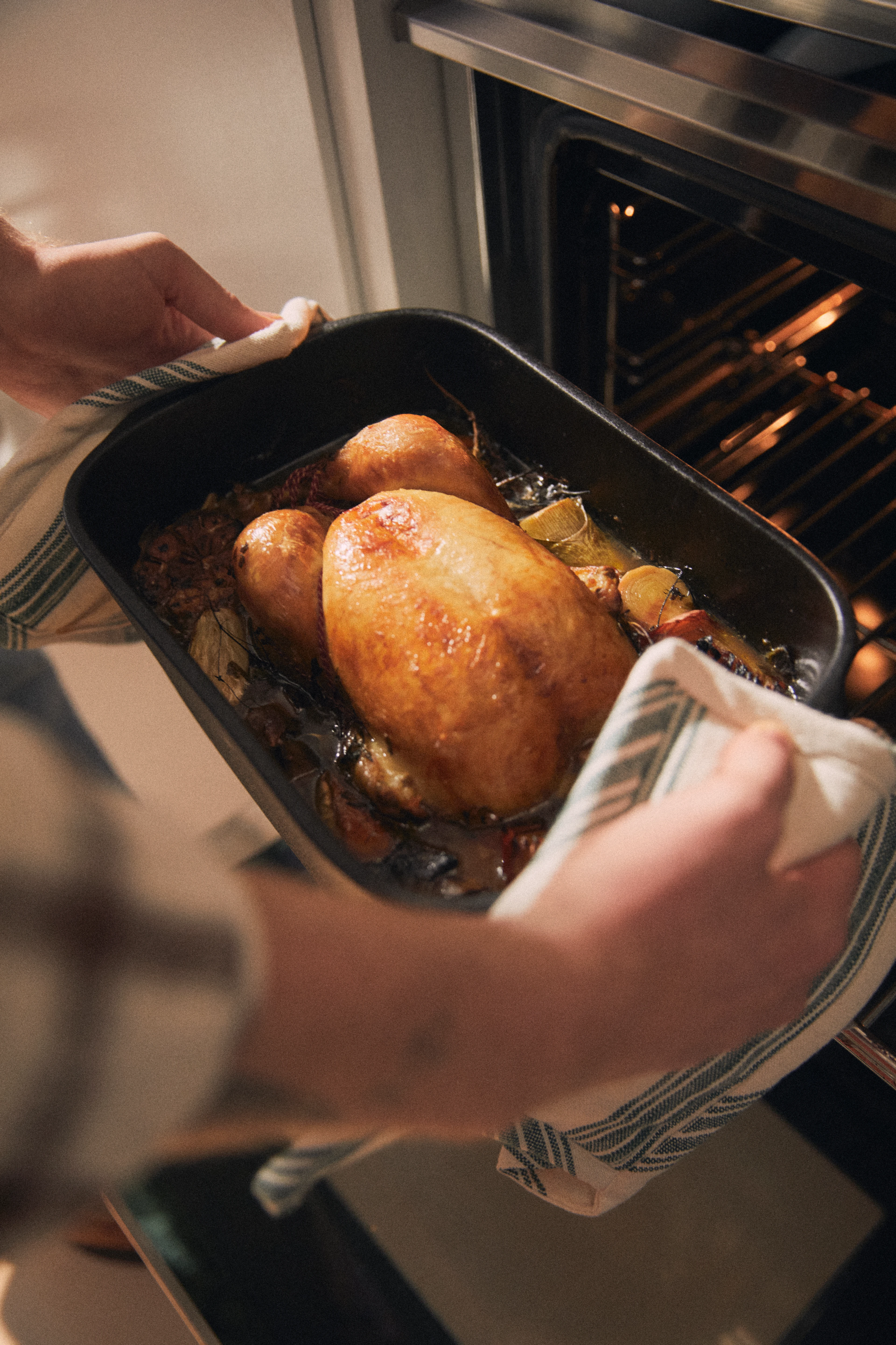 Bake´n Roast Dutch oven 5,0 l from Rosendahl in Grey color, made of Ceramics