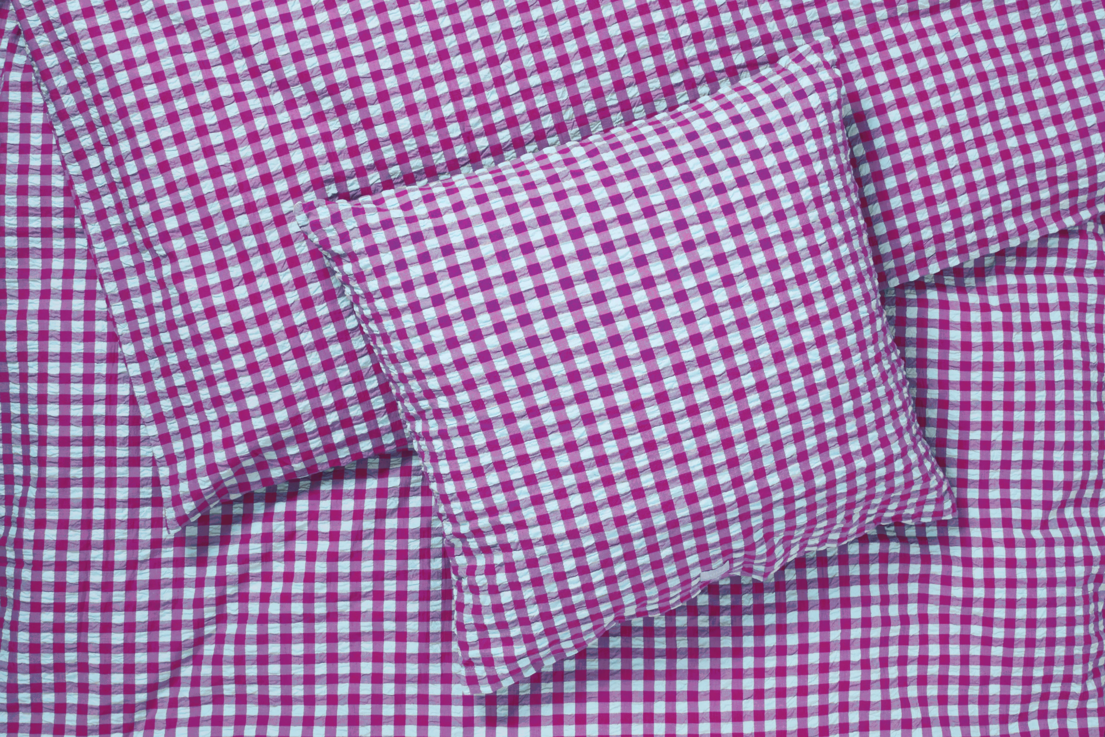 Sengetøj 200x220 cm fra JUNA i farven Fuchsia/Mint, lavet af Bomuld