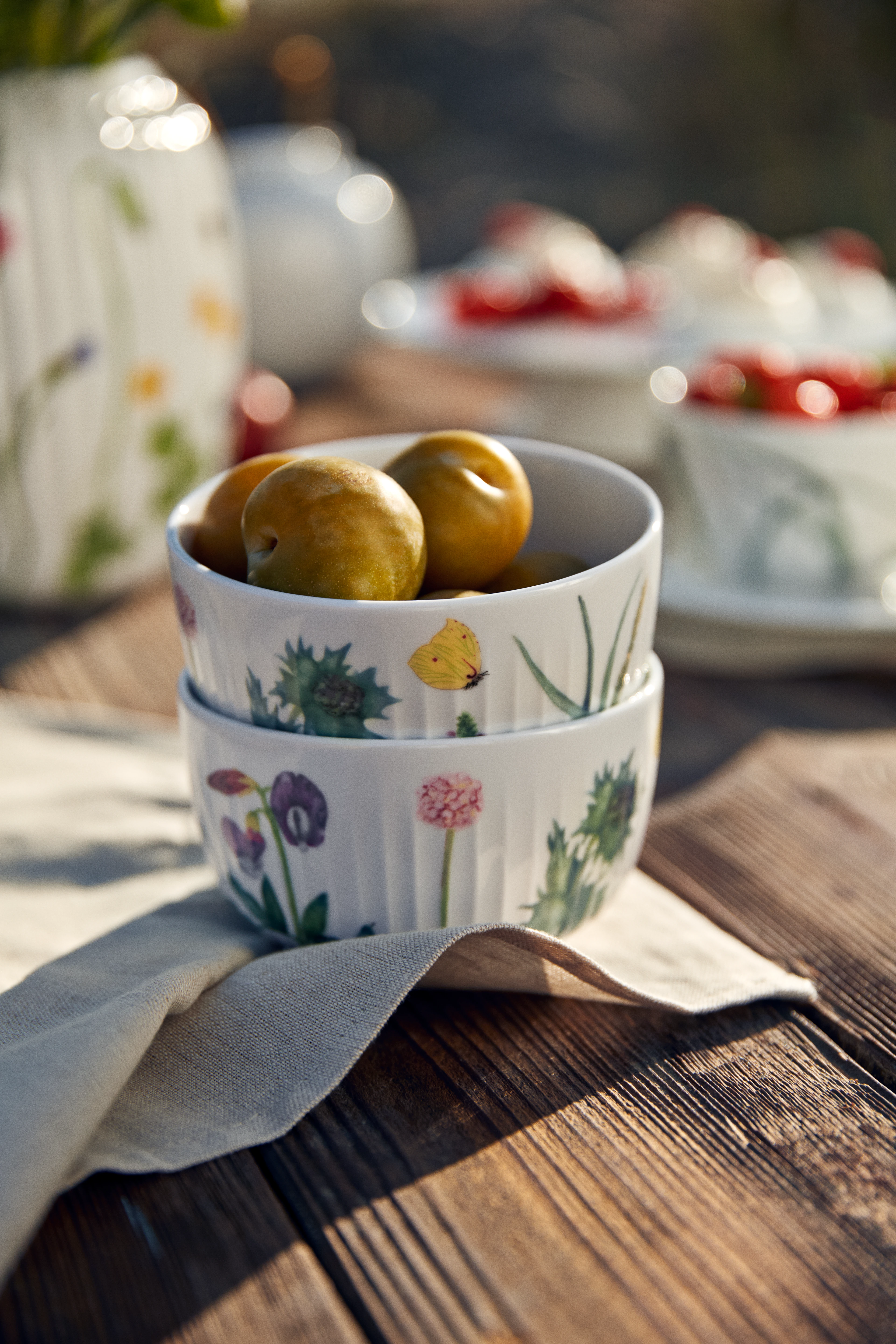 Bowl Ø12 cm from Kähler in Coastal Flower color, made of Ceramics