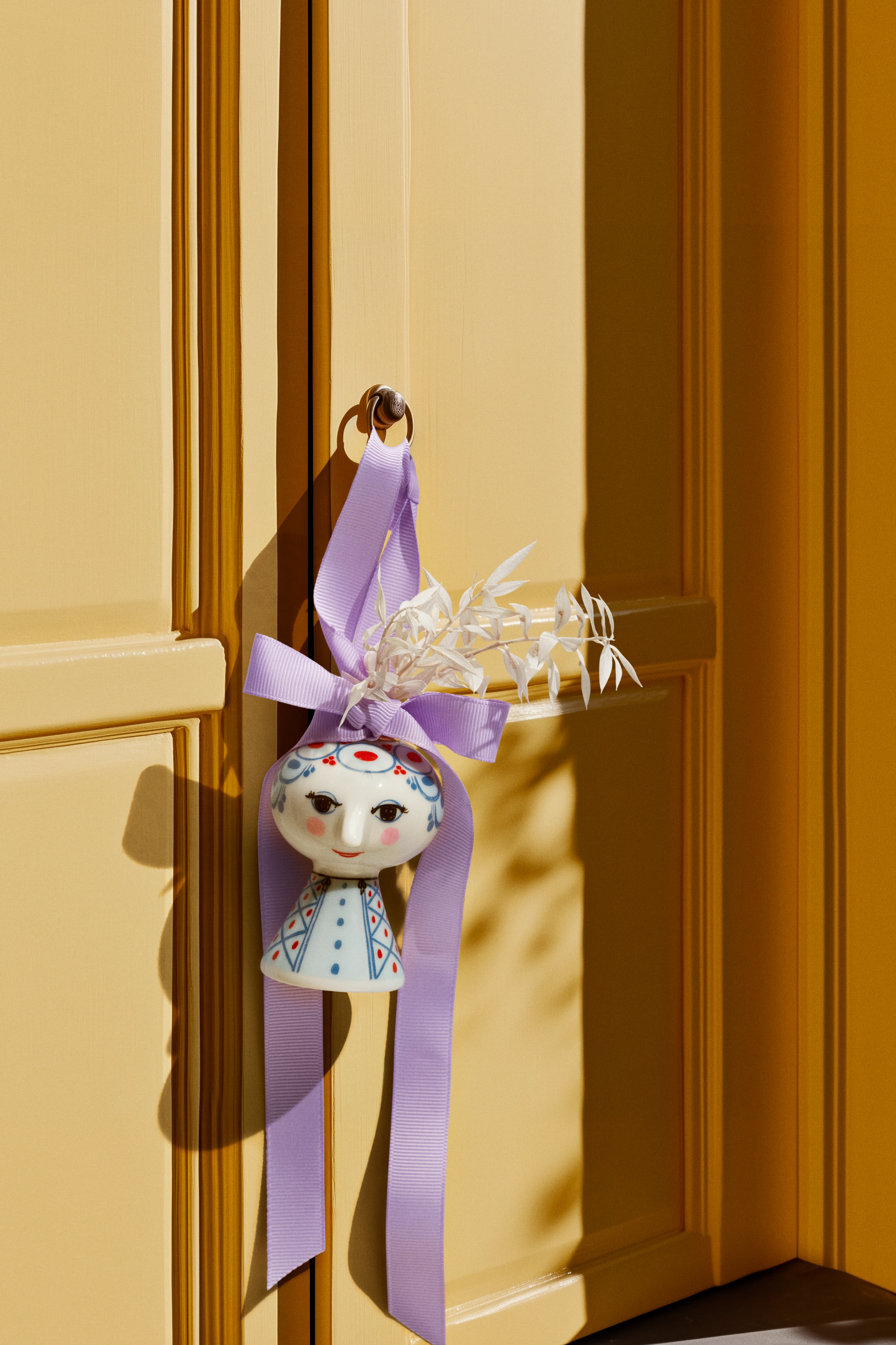 Weihnachts Hängeschmuck 2025 H7.5 von Bjørn Wiinblad in der Farbe Blau, hergestellt aus Keramik