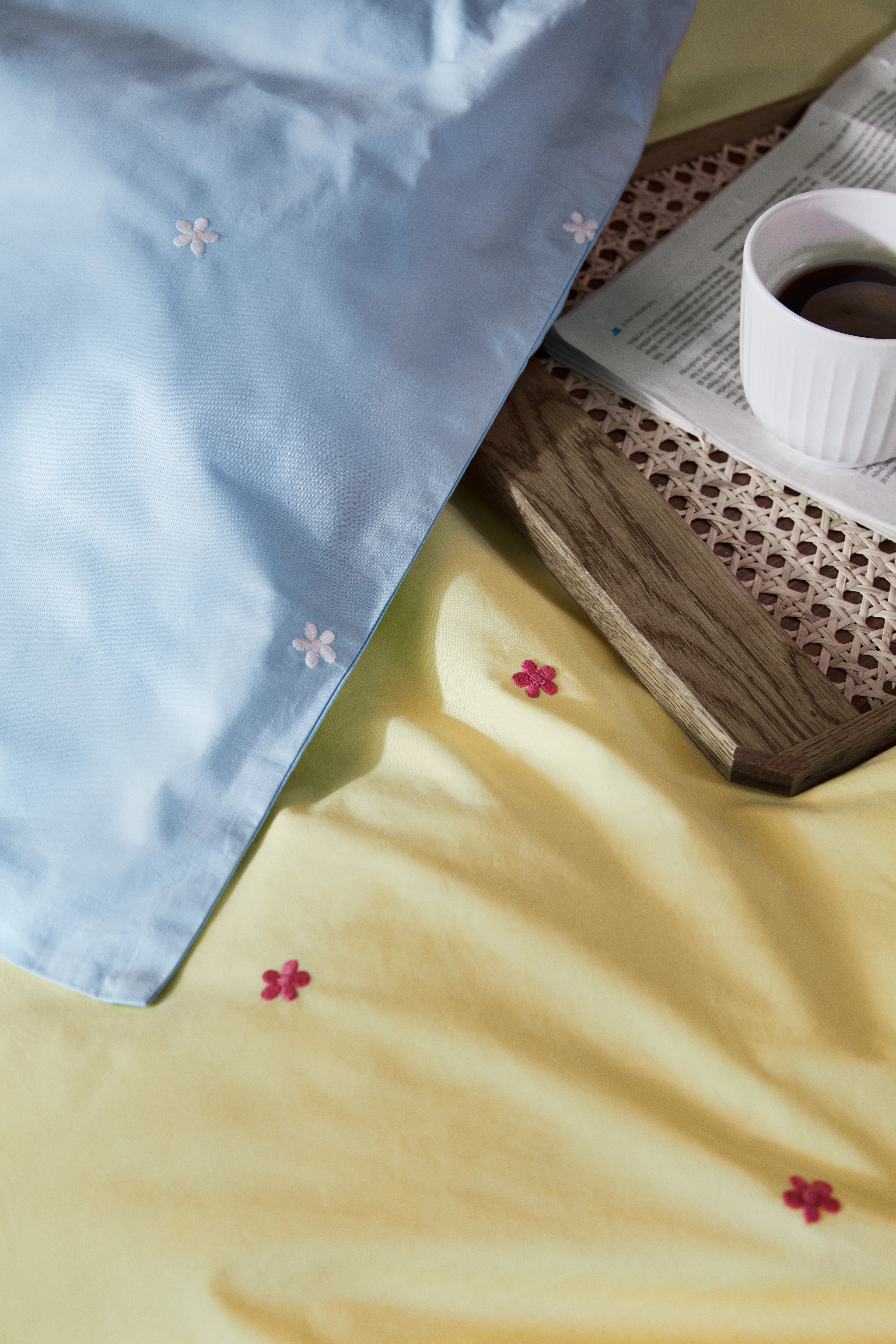 Bed linen 150x210 cm from JUNA in Yellow color, made of Cotton