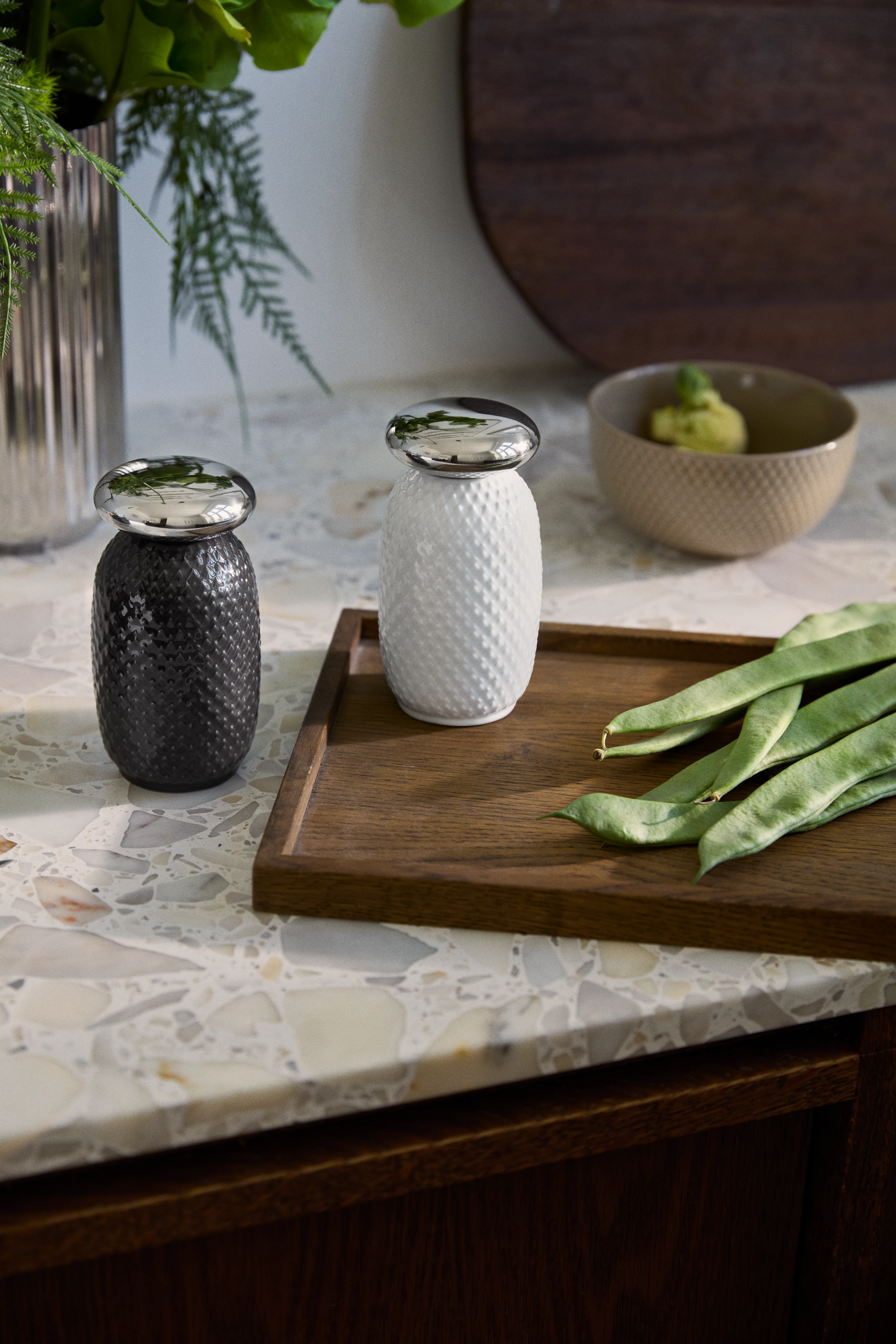 Rhombe plates, bowls and cups from Lyngby Porcelæn